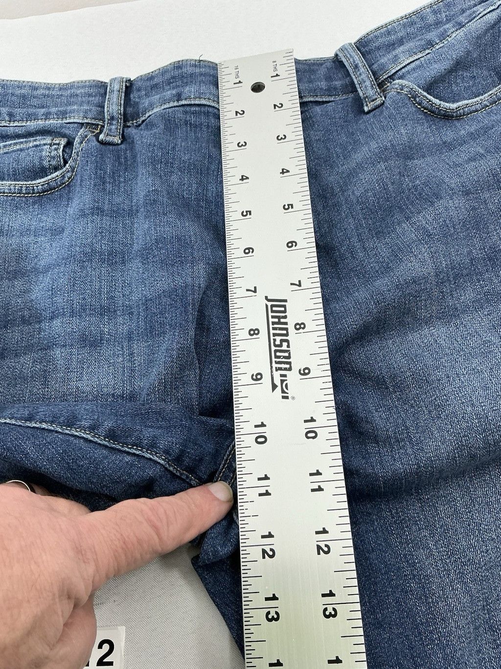 St. Johns Bay Womans Excellent St John's Bay Capri Blue Jeans 16 0112/J-3 Size 38" / US 16 / IT 52 - 7 Thumbnail