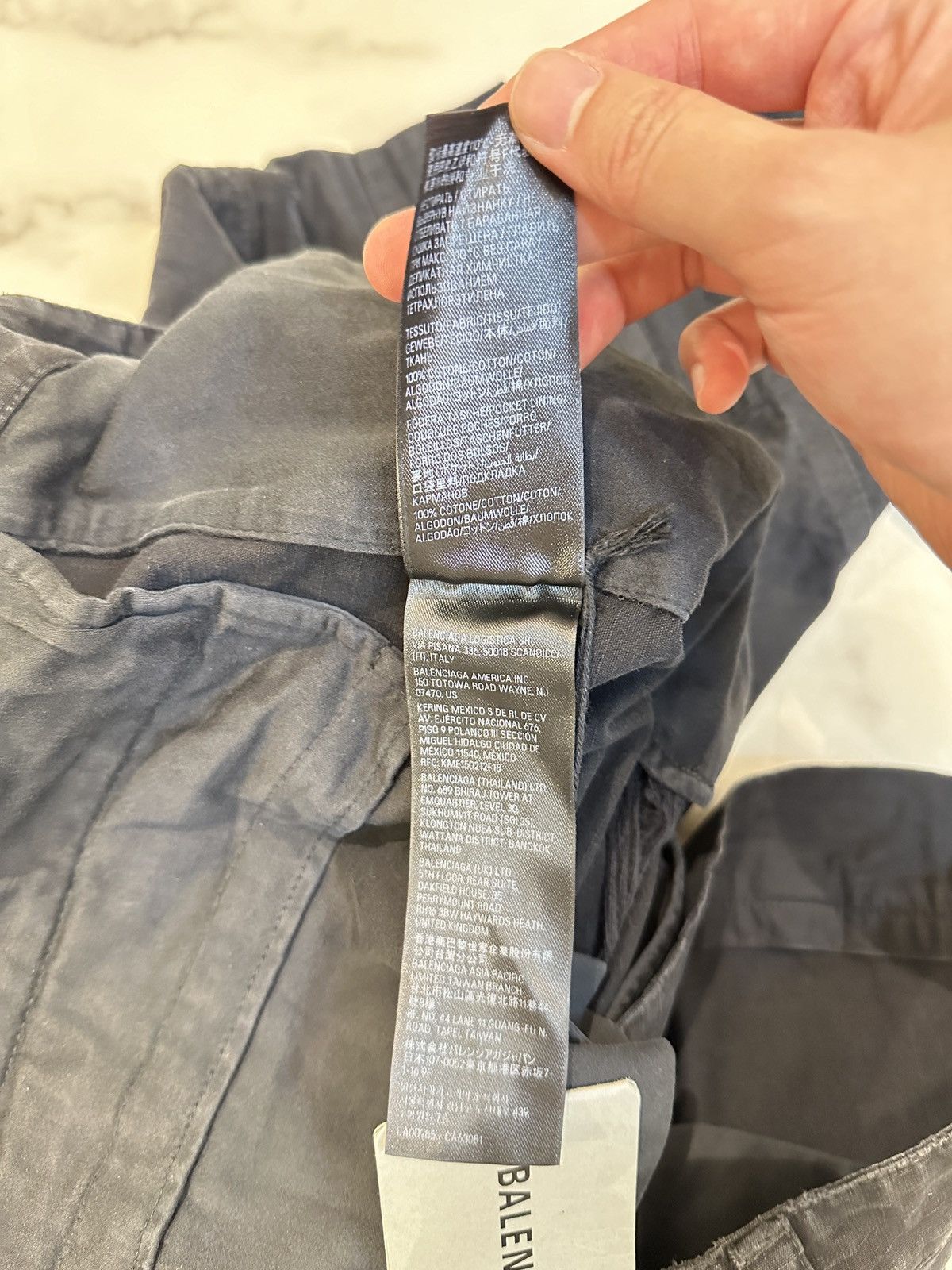 Balenciaga Balenciaga Destroyed Cargo Pants Mud Dyed Size US 36 / EU 52 - 15 Thumbnail