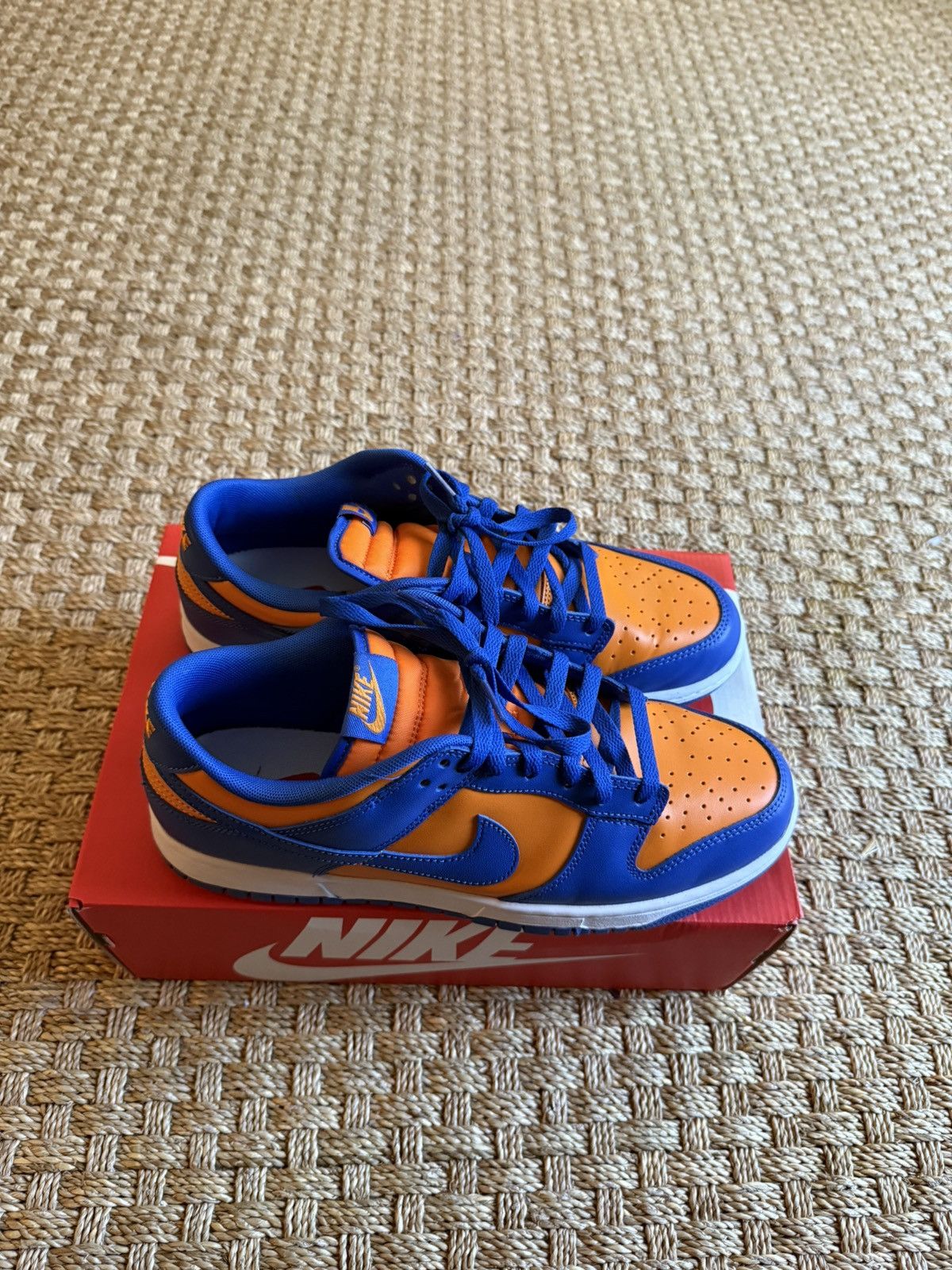 Nike Nike dunks Knicks Colorway Size US 11 / EU 44 - 5 Thumbnail