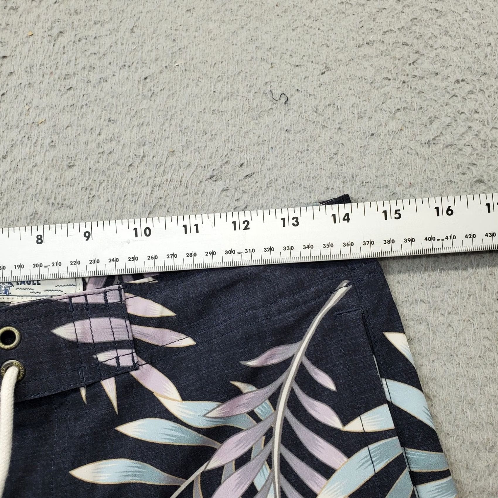 American Eagle Outfitters American Eagle Board Shorts Mens XS Multicolor Leave Print Pockets Drawstring Waist Size US 27 - 5 Thumbnail
