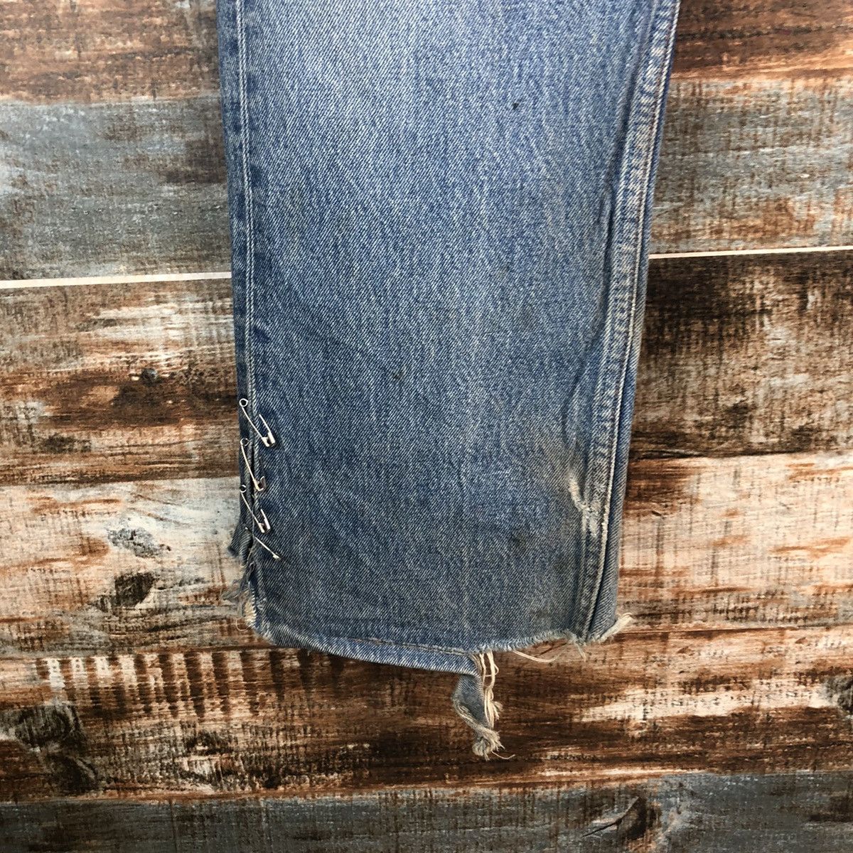 Levi's Levis 501xx vintage Blue ripped Denim Pants #A2571 Size US 35 - 11 Thumbnail