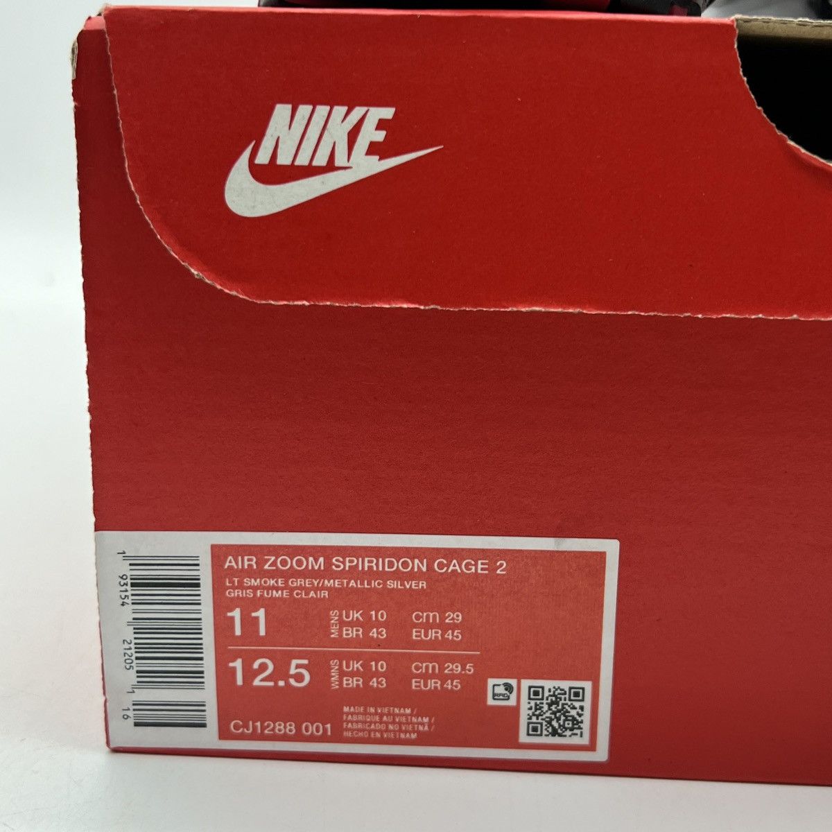 Nike Zoom spiridon caged 2 metallic silver Size US 11 / EU 44 - 6 Thumbnail