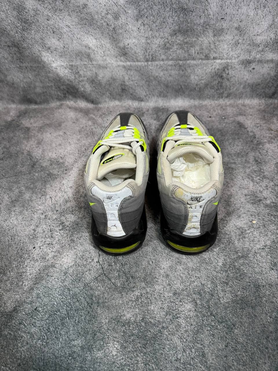 Nike Size 8.5 | Nike Air Max 95 Neon No Box | Pre-Owned Size US 8.5 / EU 41-42 - 3 Thumbnail