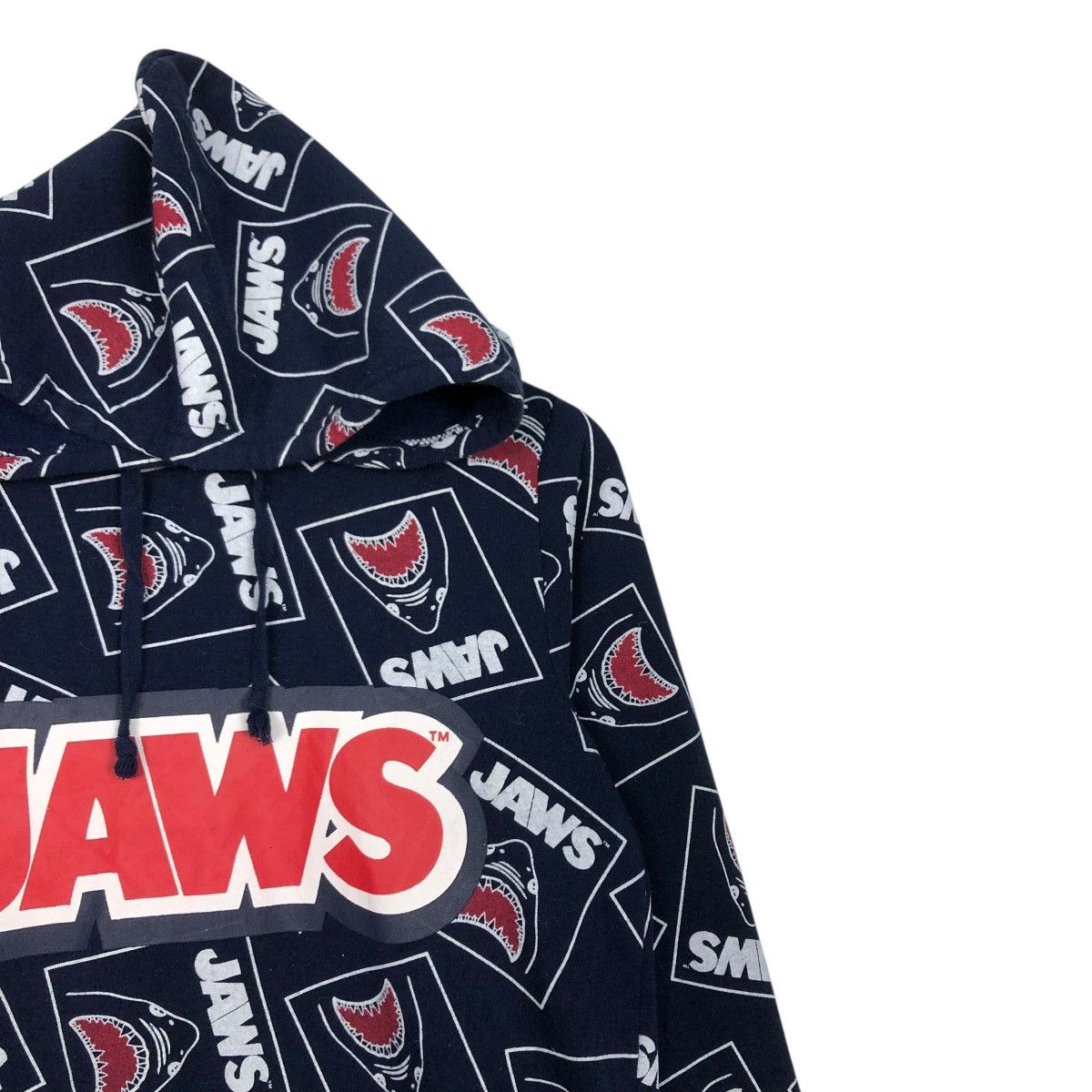 Japanese Brand 🔥VINTAGE HOODIE PULL OVER JAWS MOVIE FULL PRINT RARE DESIGN Size US M / EU 48-50 / 2 - 8 Thumbnail