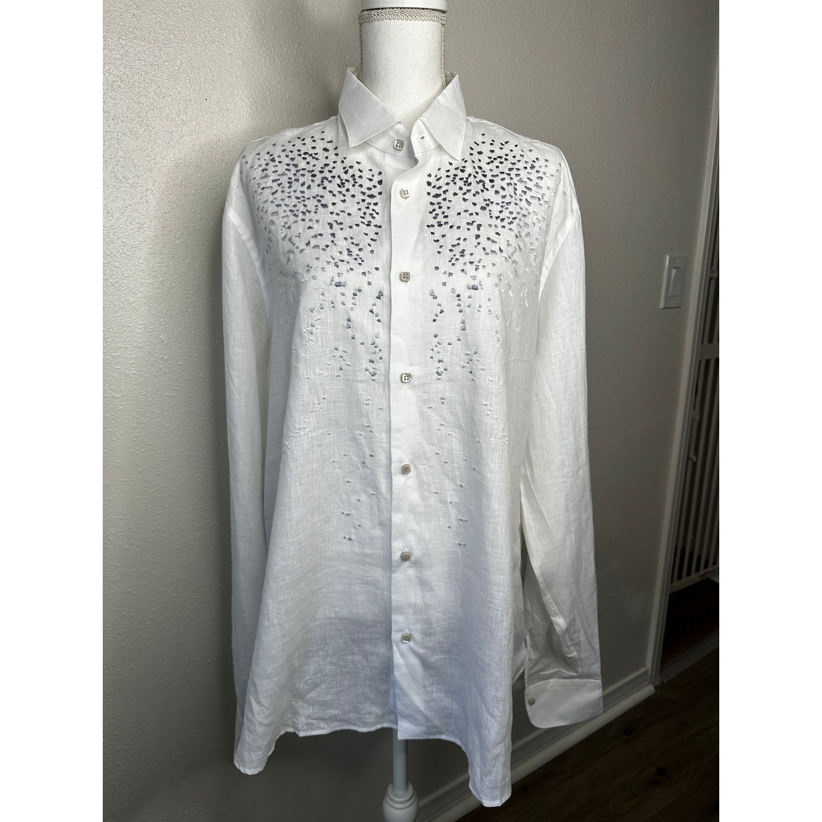 Other 100% Capri White Dust Blue Embroidered Pebble Rock Shirt XXL Size US XXL / EU 58 / 5 - 1 Thumbnail