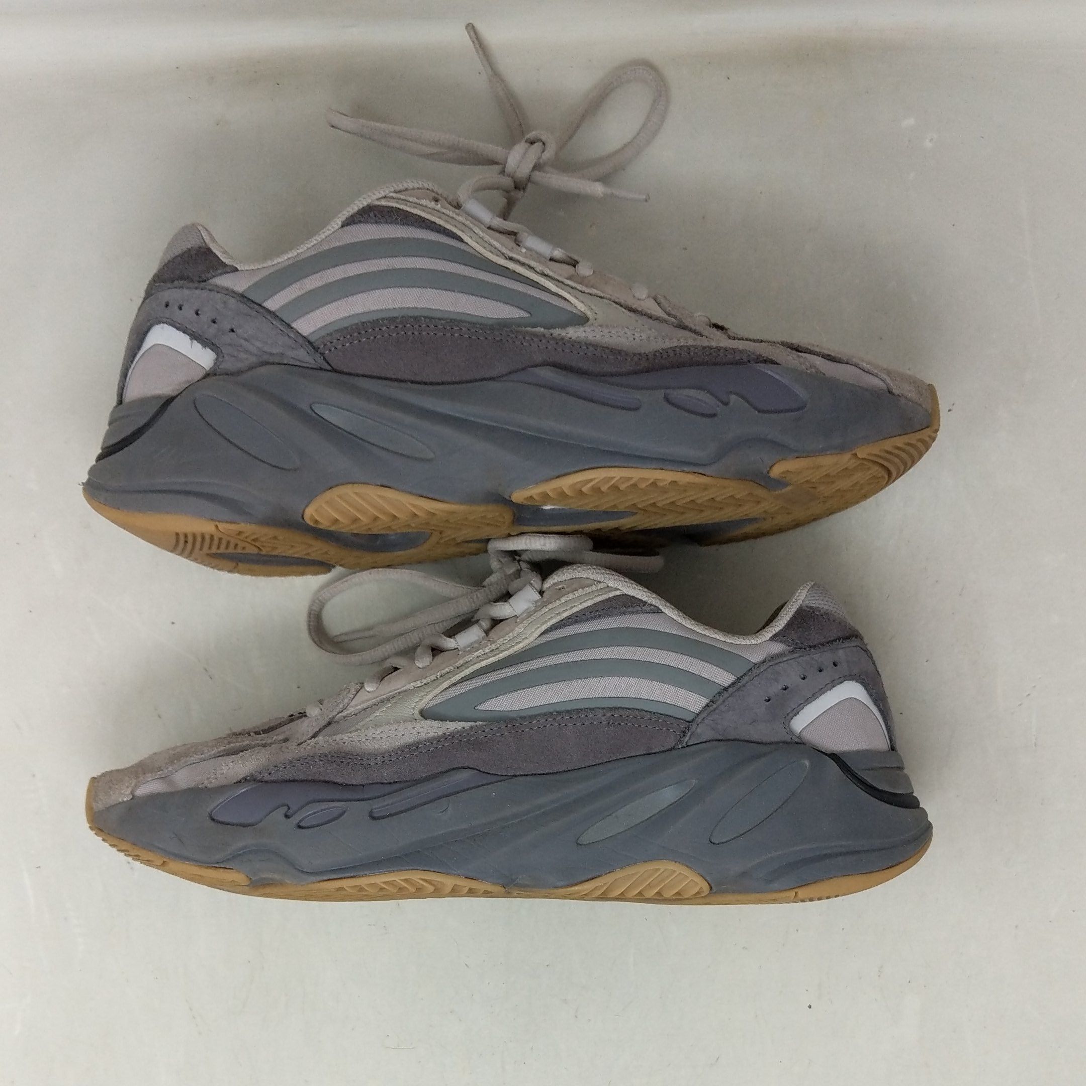 Yeezy Boost 700 V2 Tephra