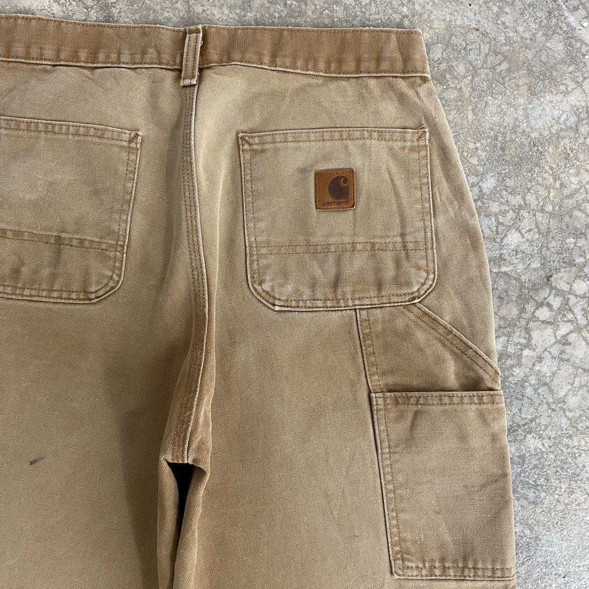 Carhartt Vintage Carhartt Faded Tan Dirty Carpenter Work Pants Size US 29 - 20 Thumbnail