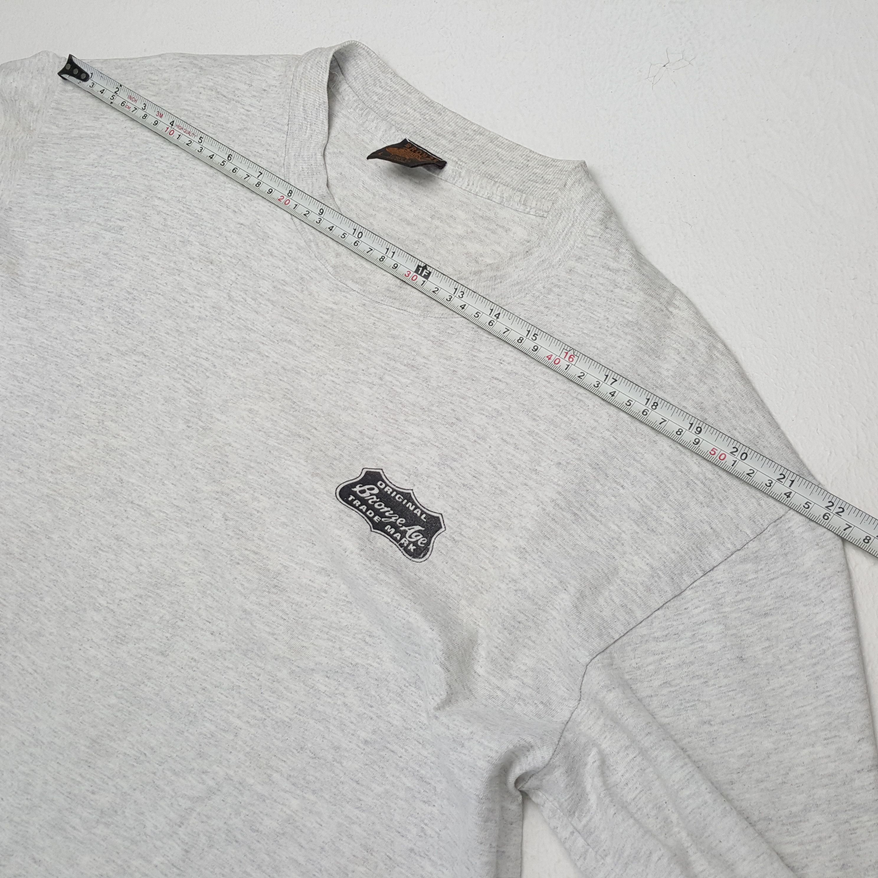 Vintage 90's BRONZE AGE Skateboard Surfing Style T-Shirts