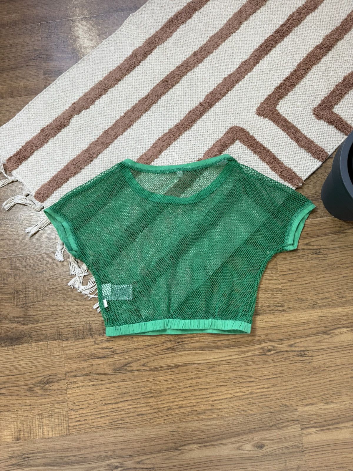 DKNY VINTAGE DONNA KARAN Y2K MESH CROPPED TEE Size M / US 6-8 / IT 42-44 - 5 Thumbnail