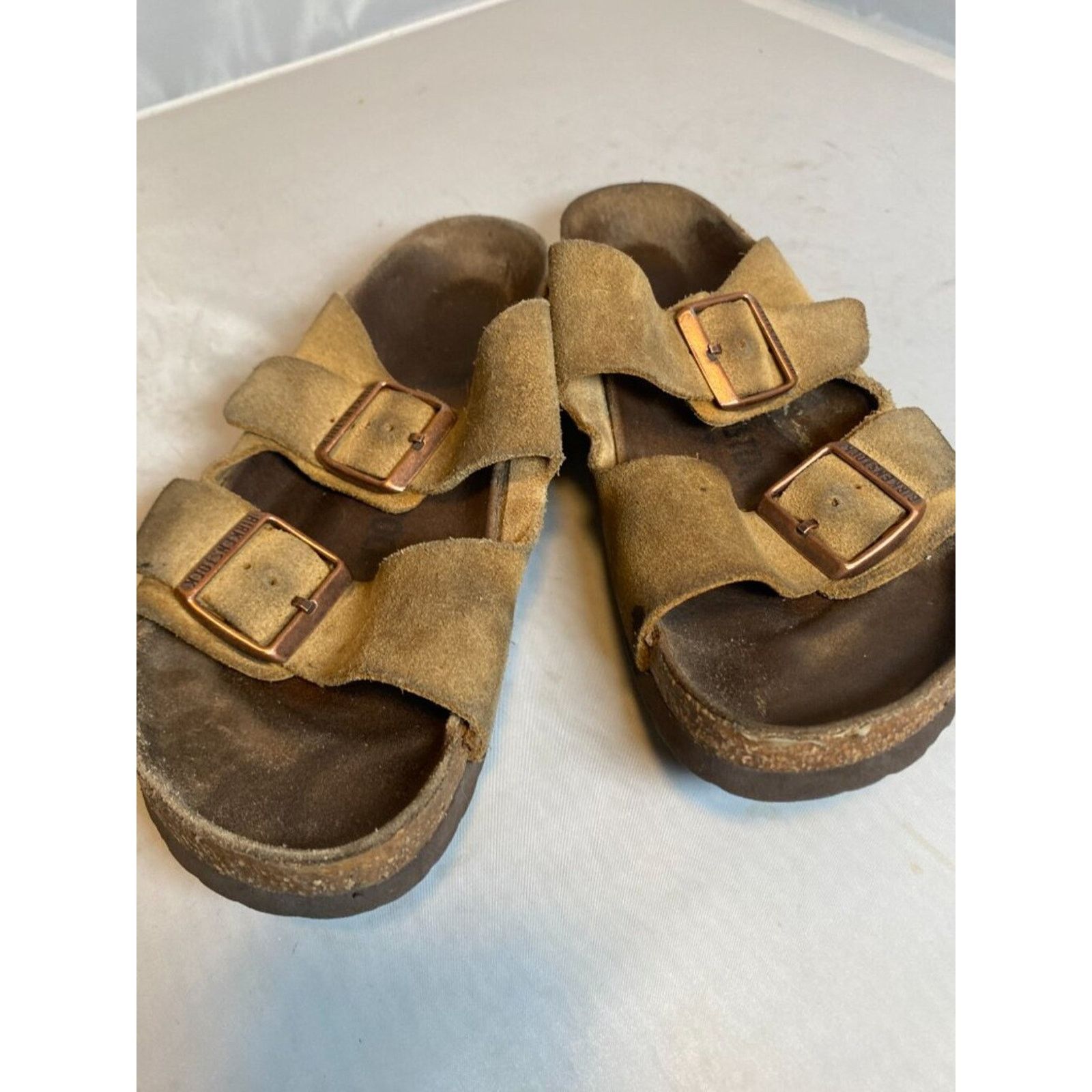Birkenstock Birkenstock Latte Cream Suede Sandals Size US 8.5 / IT 38.5 - 2 Thumbnail