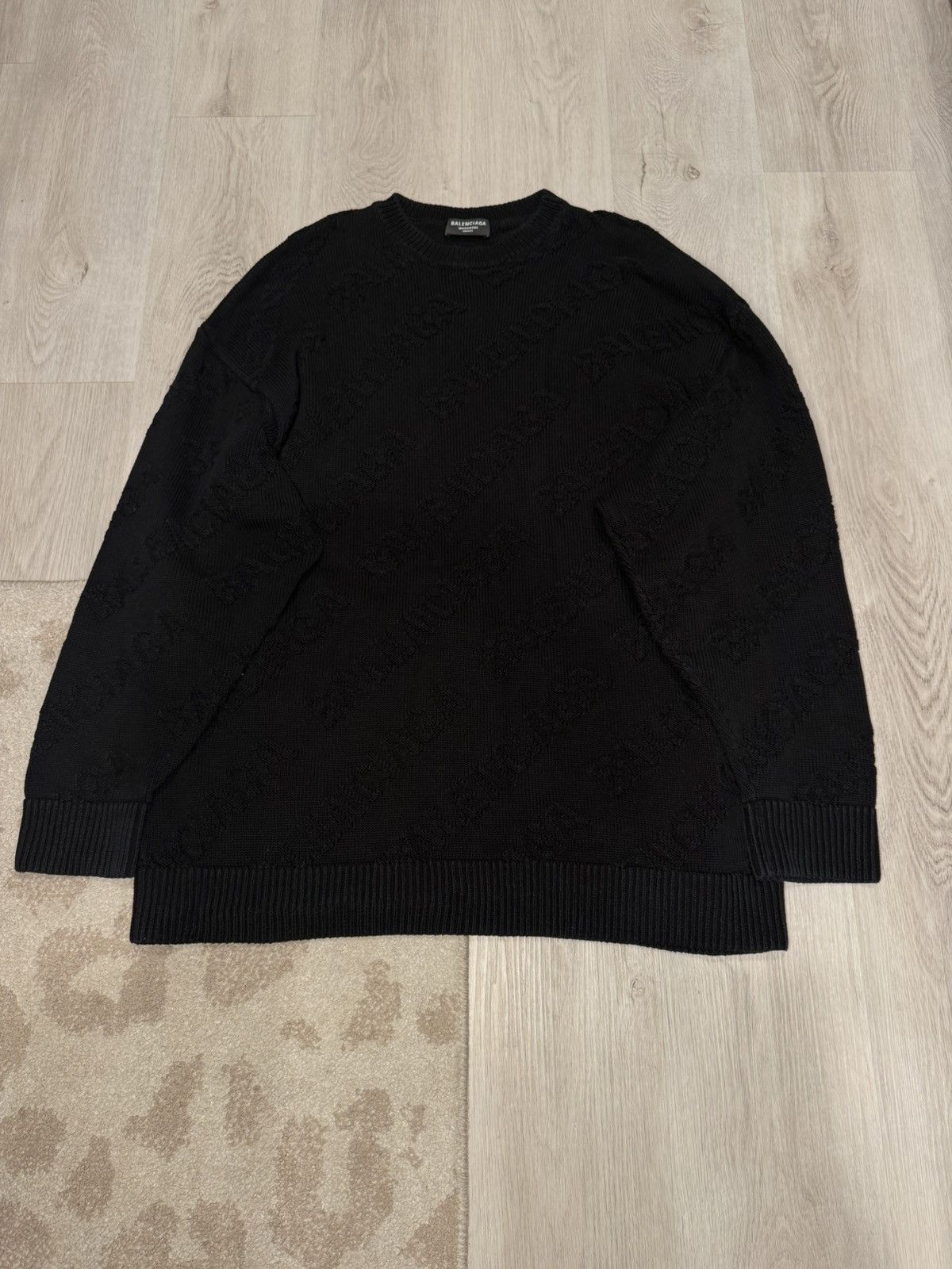 Balenciaga f/w 2021 monogram logo knit sweater!! Size US M / EU 48-50 / 2 - 1 Thumbnail