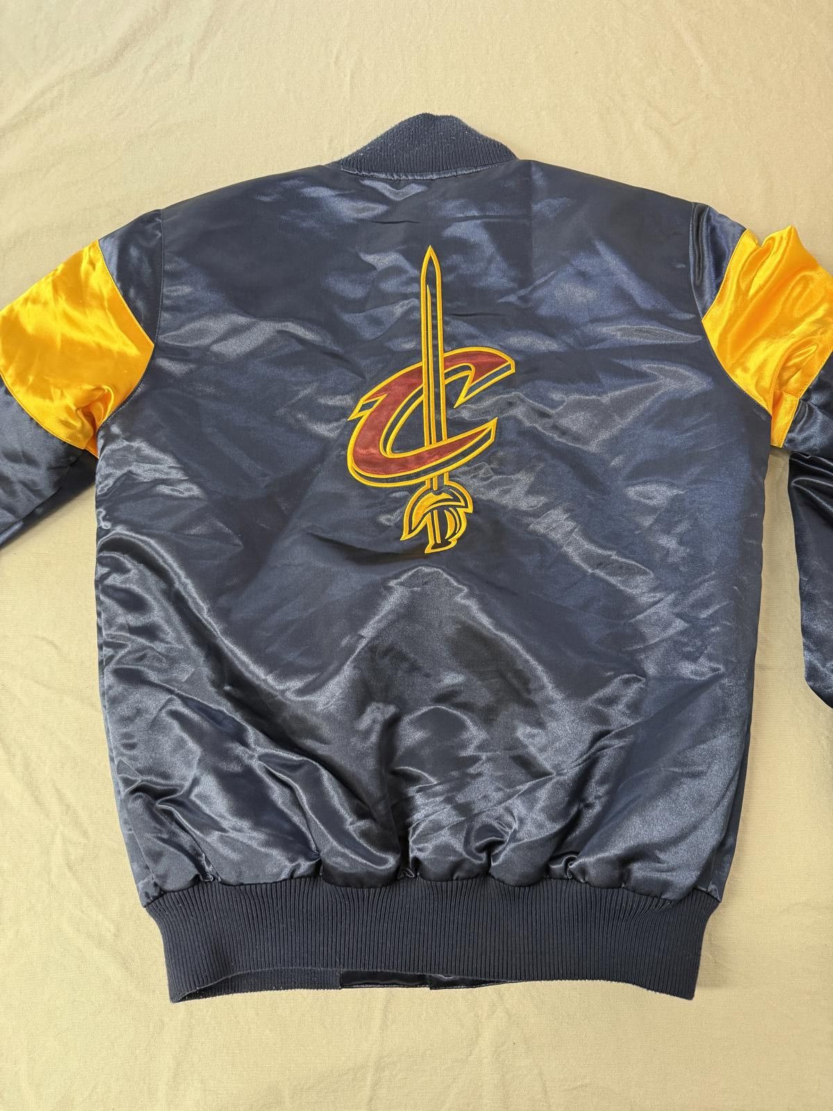 NBA Cleveland Cavaliers Jacket NBA G-III Carl Banks Kids L Size US L / EU 52-54 / 3 - 2 Thumbnail