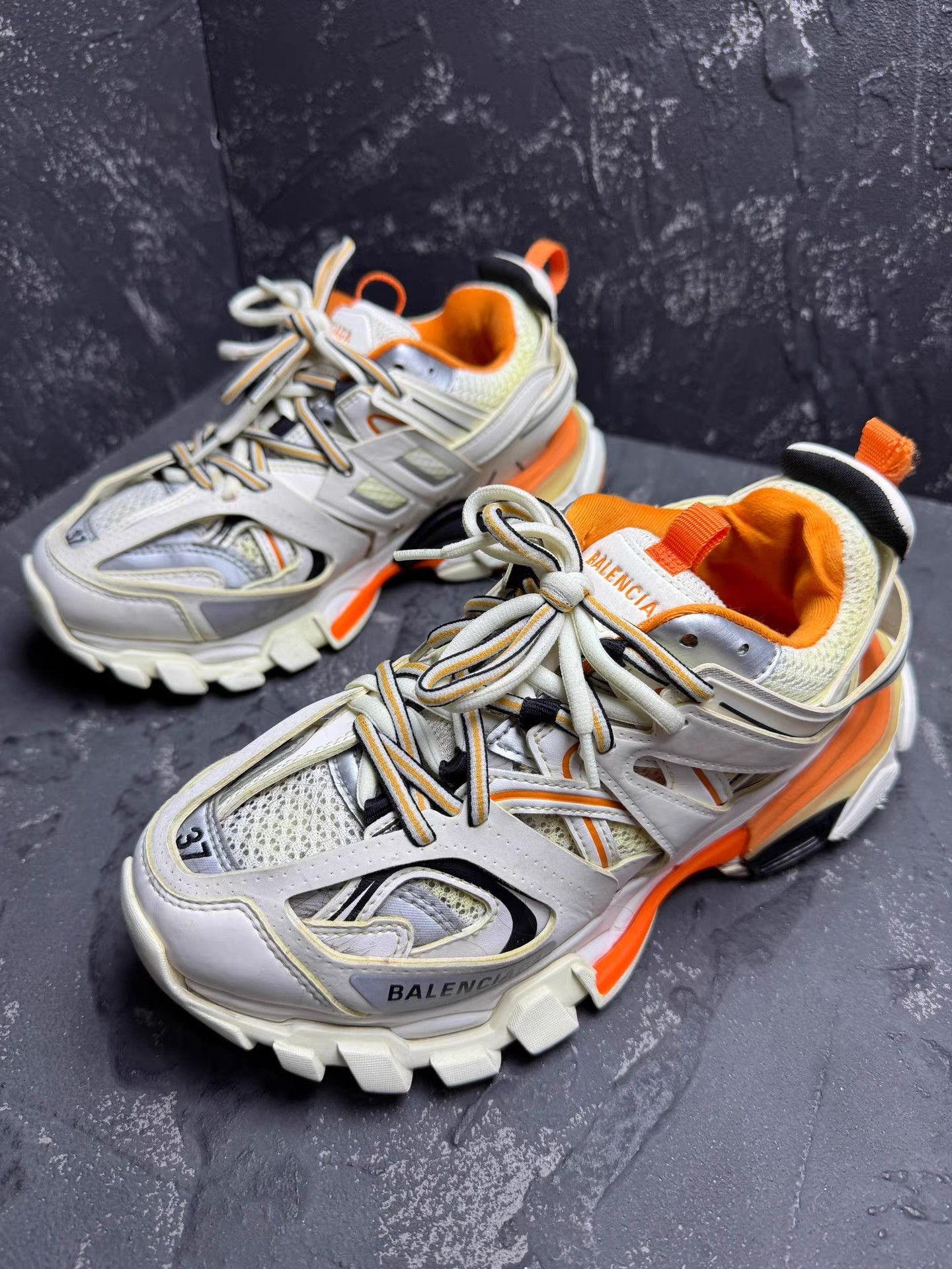 Balenciaga Balenciaga Track White & Orange Q10 Size US 5 / EU 37 - 1 Thumbnail