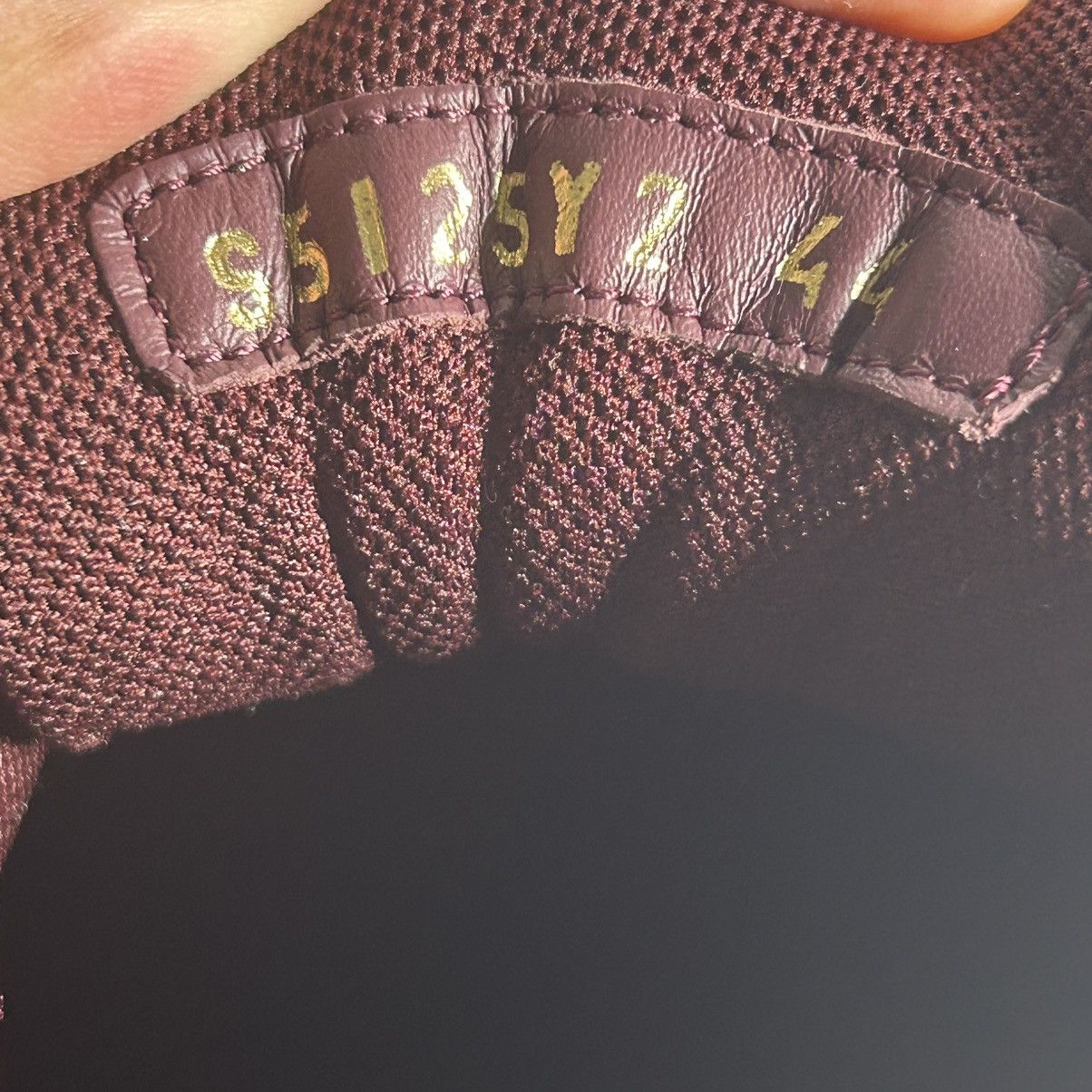Valentino New Valentino Garavani VLogo Easyjog Sneakers Size 11US/44EU Size US 11 / EU 44 - 5 Thumbnail