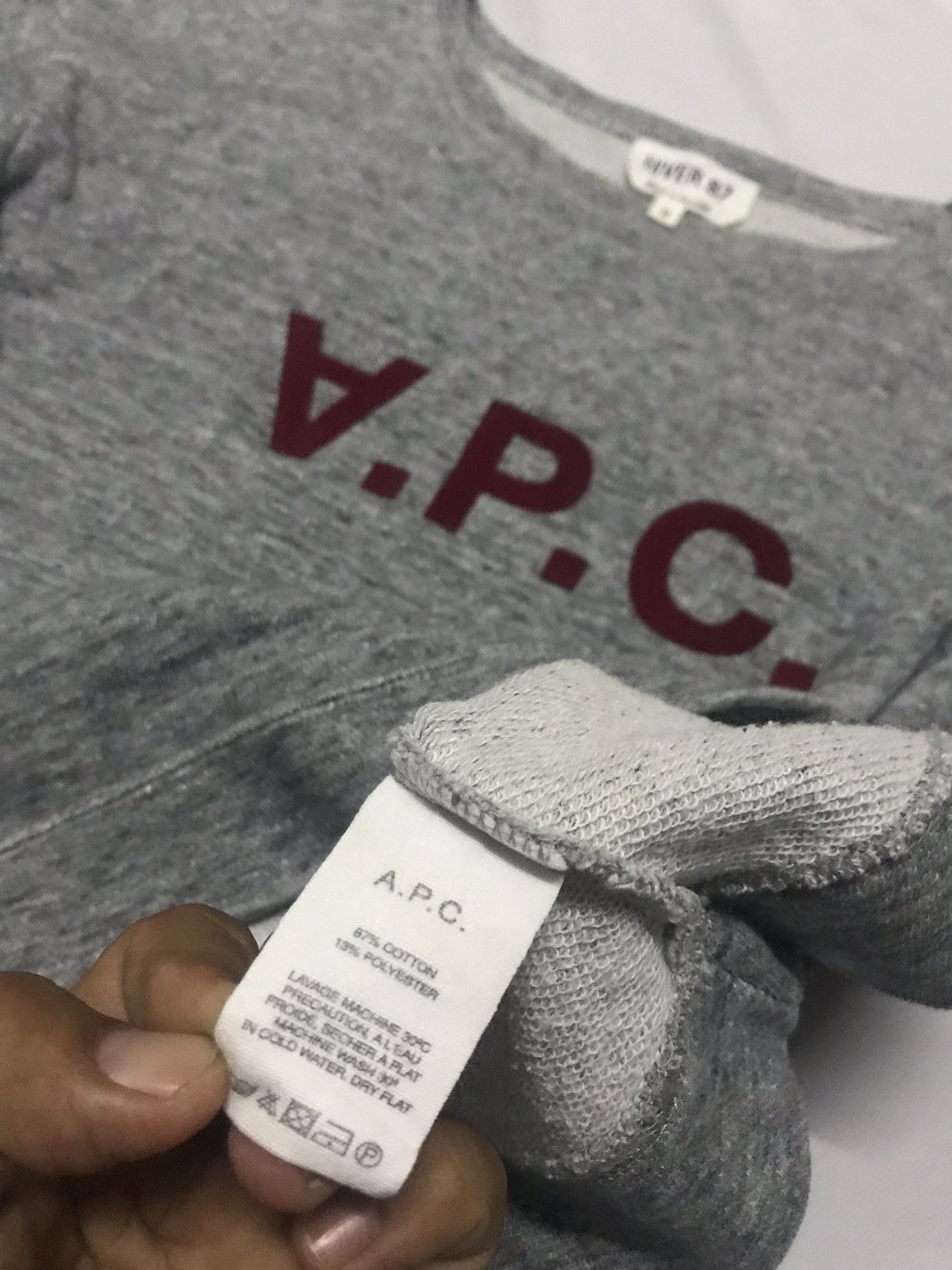 A.P.C. A.P.C - Hiver 87 Upside Logo Crop Sweatshirt Size M / US 6-8 / IT 42-44 - 10 Thumbnail