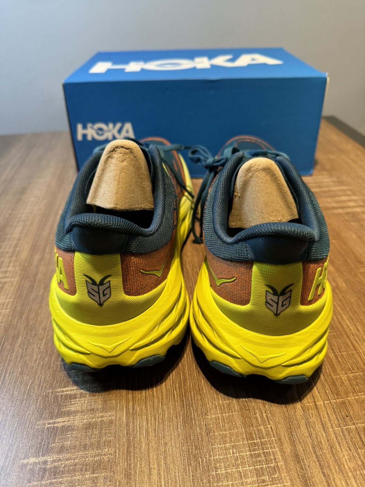 Hoka Hoka Men's Speedgoat 5 Running Blue Coral Primrose 10.5 NEW Size US 10.5 / EU 43-44 - 4 Thumbnail