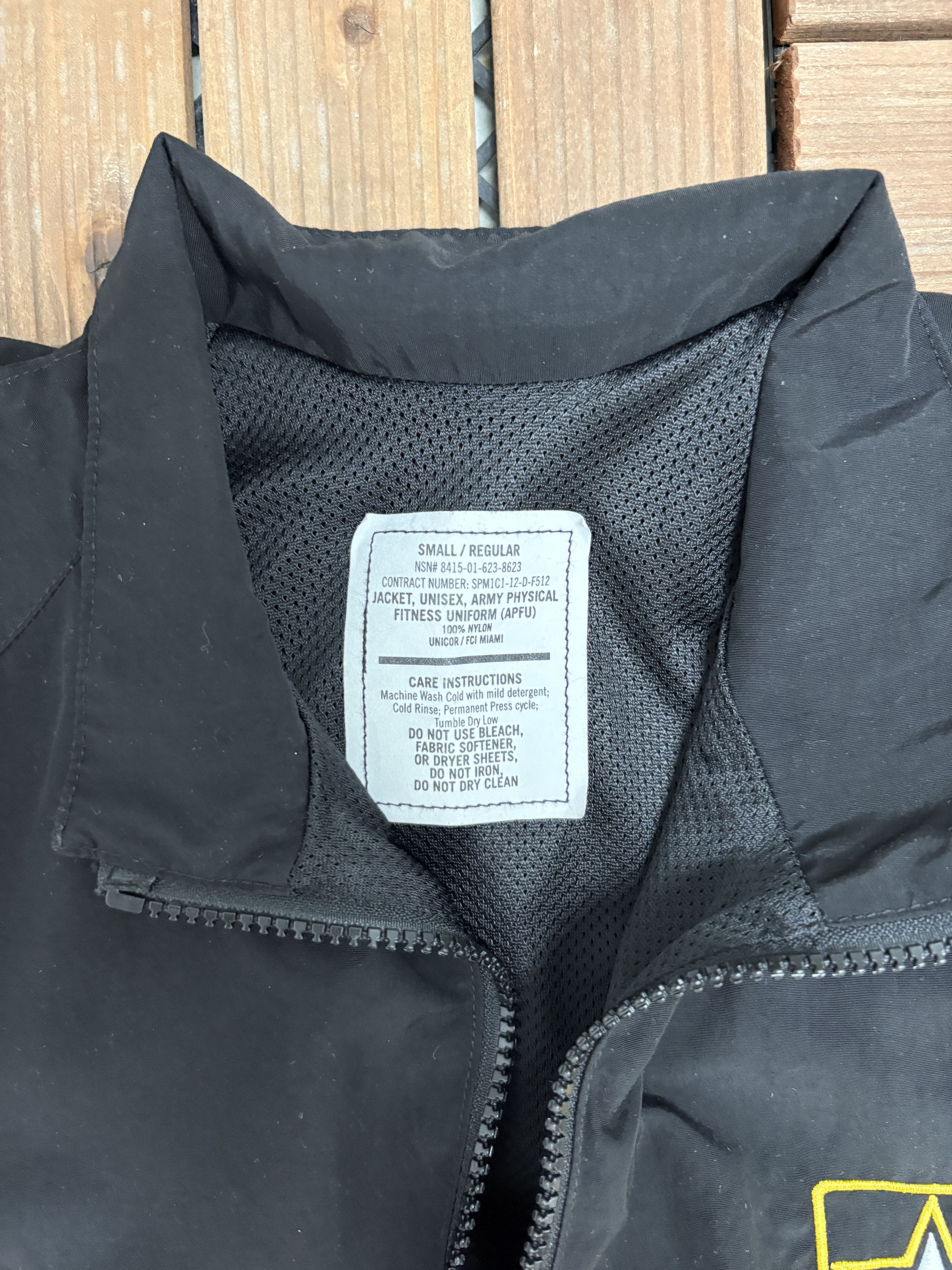 Vintage U.S. Army Embroidered Vintage Black Windbreaker Jacket Size US S / EU 44-46 / 1 - 6 Thumbnail