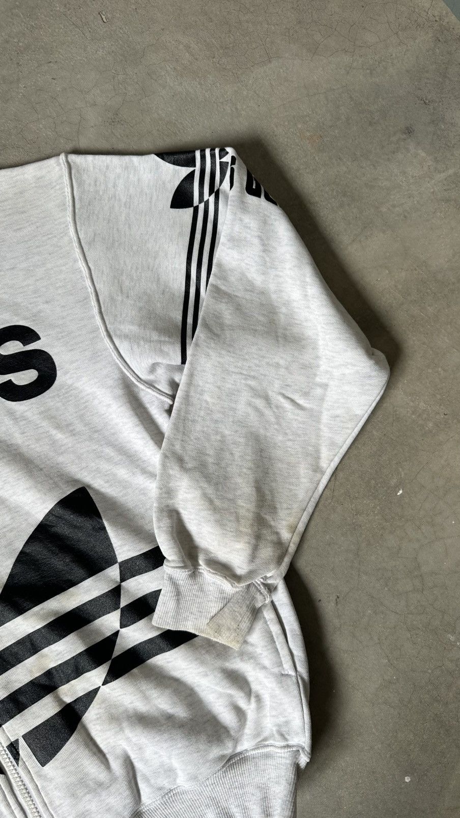 Adidas VINTAGE ADIDAS MIDZIPPER SWEATER BIG LOGO Size US L / EU 52-54 / 3 - 4 Thumbnail