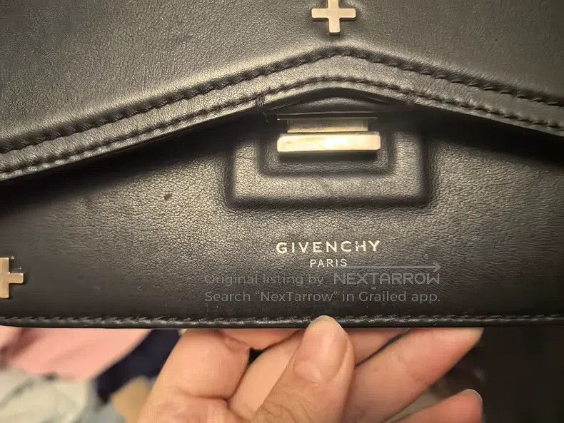 Givenchy Givenchy Black Chain Bag with Cross Studs Size ONE SIZE - 3 Thumbnail