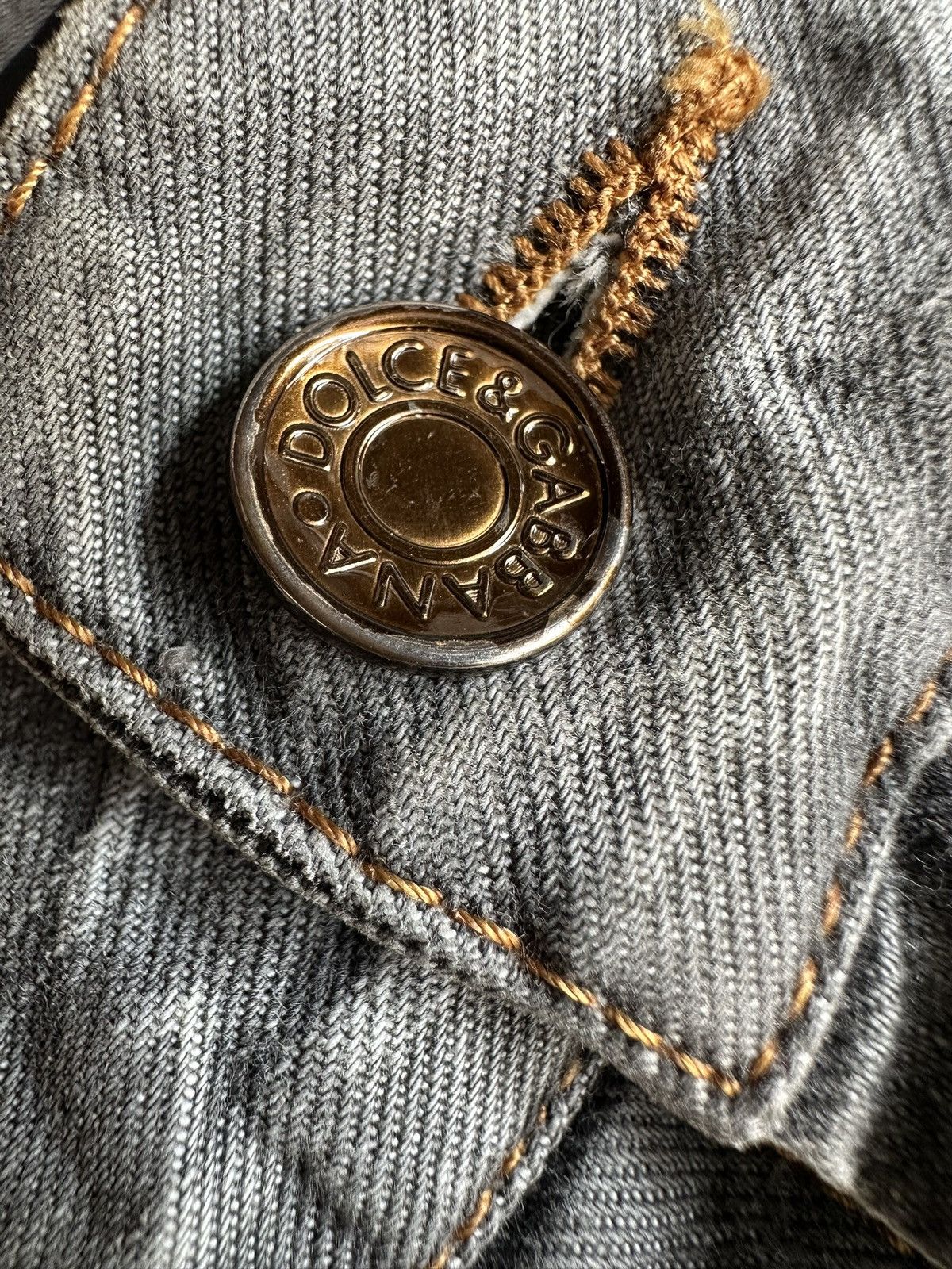 Dolce & Gabbana 00’s VTG Dolce & Gabbana 14 Gold distressed grey dirty jeans Size US 32 / EU 48 - 8 Thumbnail