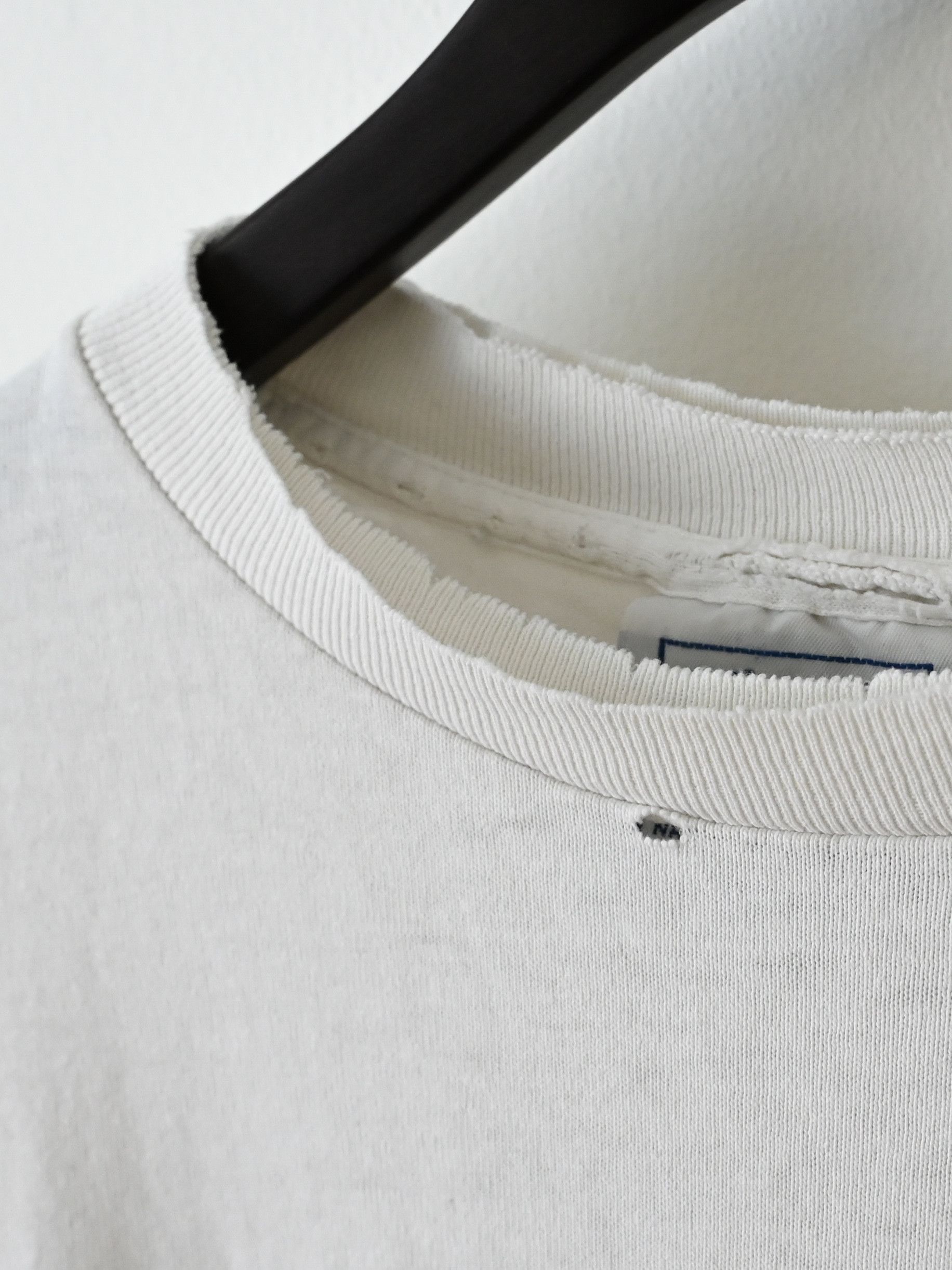 Vintage Absolut Huskies Tee Size US L / EU 52-54 / 3 - 13 Thumbnail
