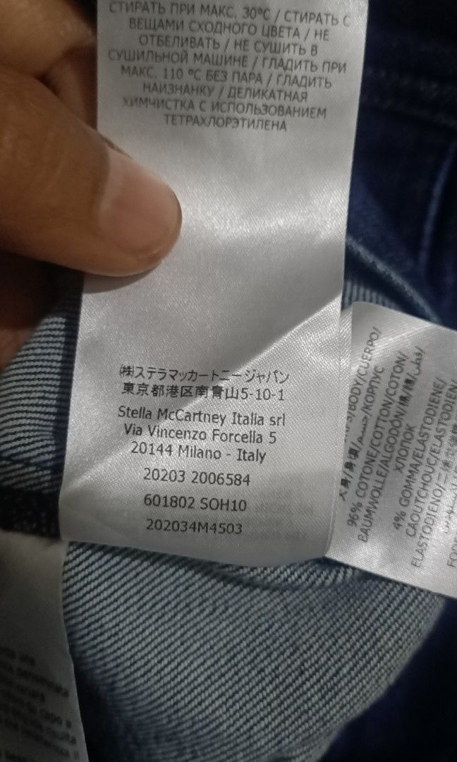Stella McCartney Stella McCartney FW20 Denim Trucker Jacket Italy Size M / US 6-8 / IT 42-44 - 9 Thumbnail