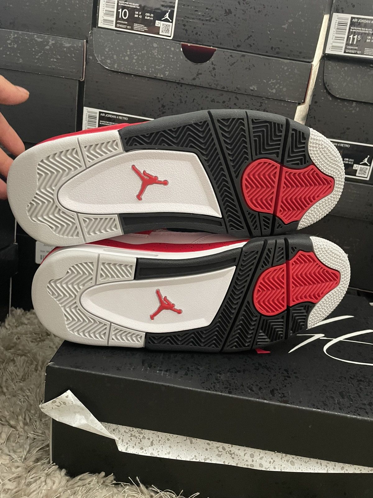 Jordan Brand Jordan 4 Red Cement Size US 7 / EU 40 - 7 Thumbnail