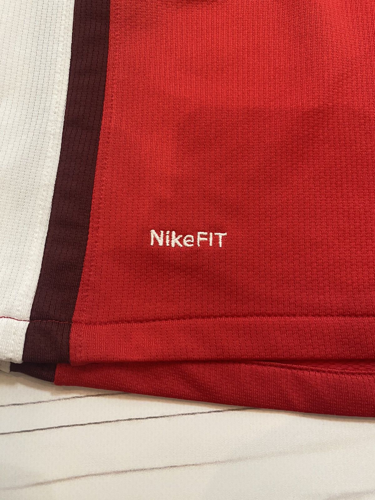 Nike Vintage Arsenal 2008/10 home soccer football y2k t shirt Size US S / EU 44-46 / 1 - 8 Thumbnail