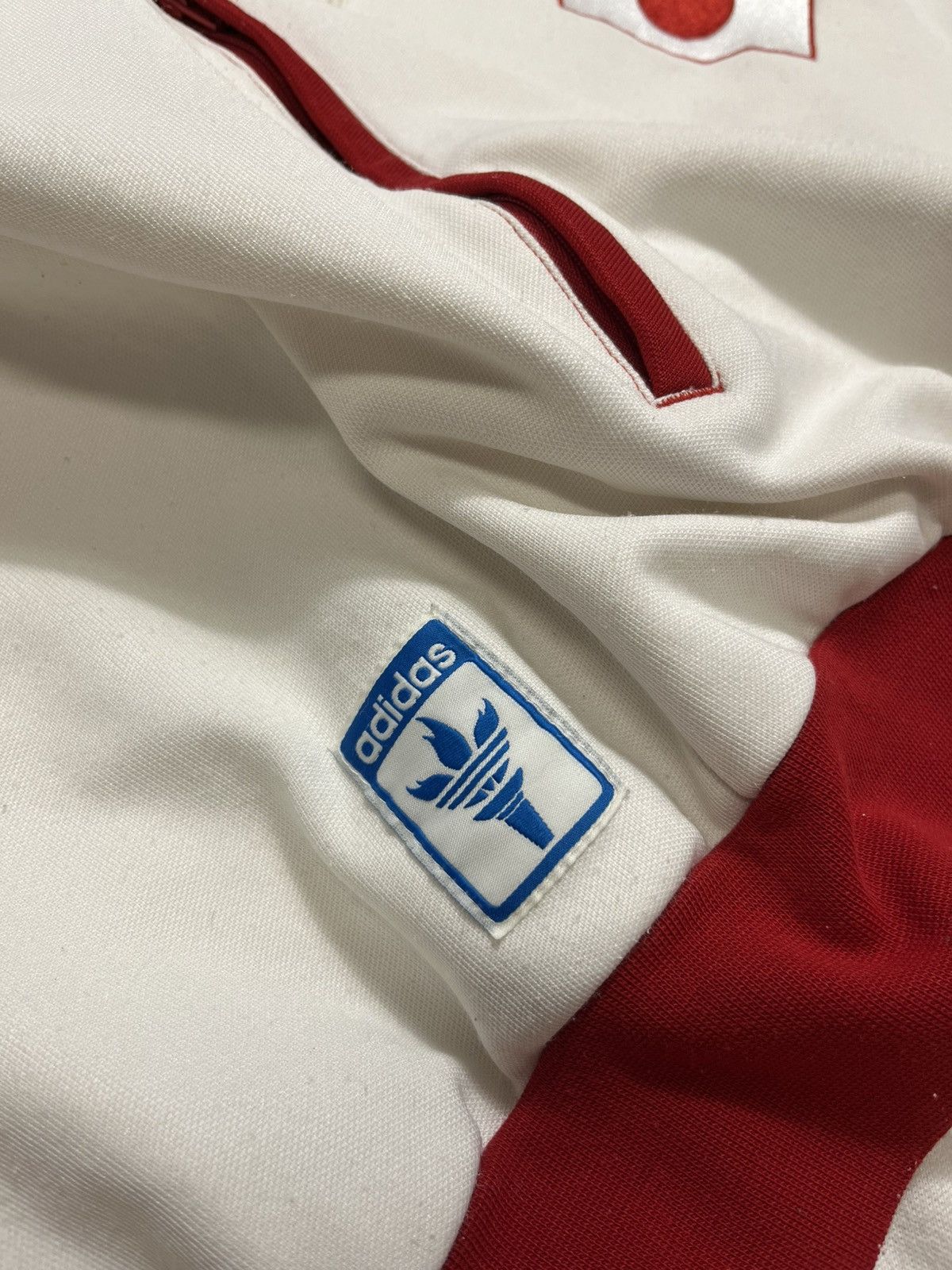 Adidas Adidas Japan Track Jacket Top White Red Logo Rare Size L Size US L / EU 52-54 / 3 - 8 Thumbnail