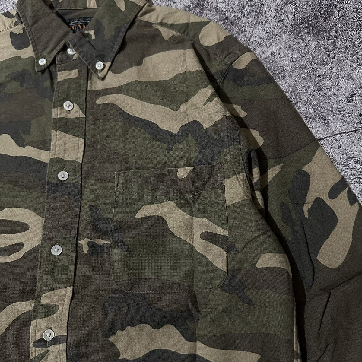 Beams Japan Beams Military Camo Button Up Long Shirt Size US S / EU 44-46 / 1 - 3 Thumbnail