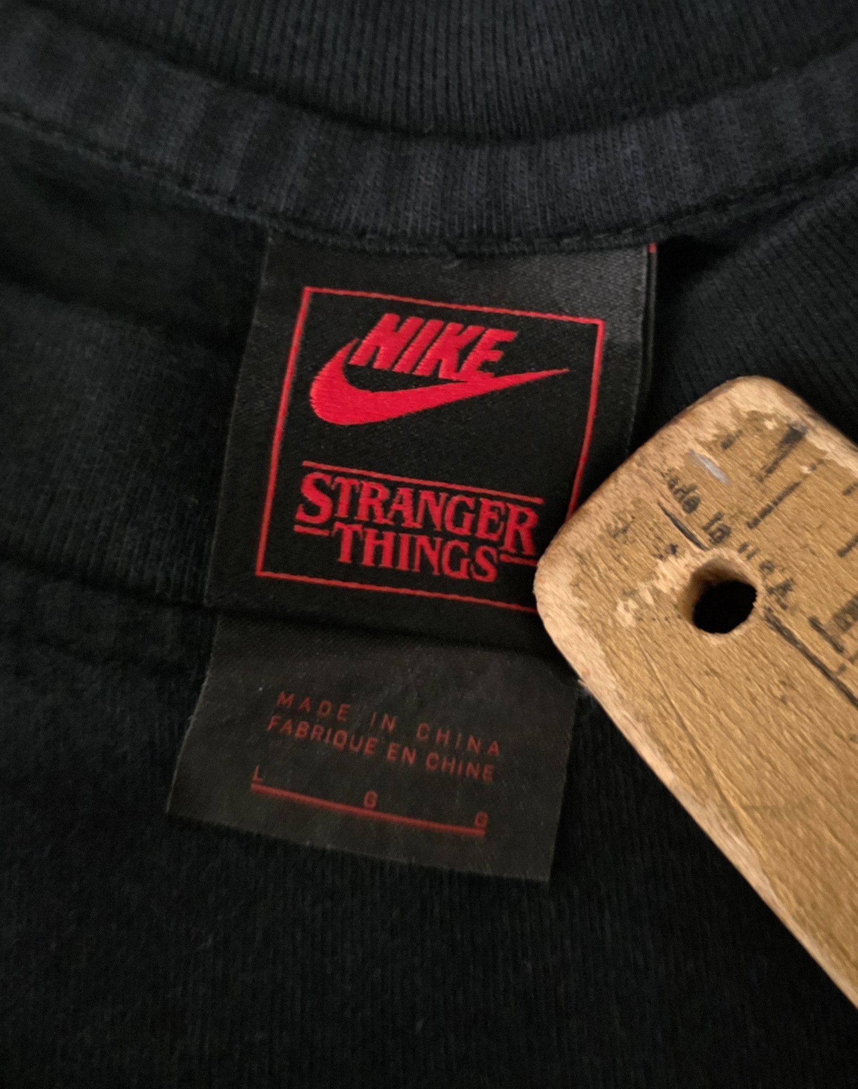 Nike The Nike X Stranger Things Hawkins High School Black Red Tee Size US L / EU 52-54 / 3 - 7 Thumbnail