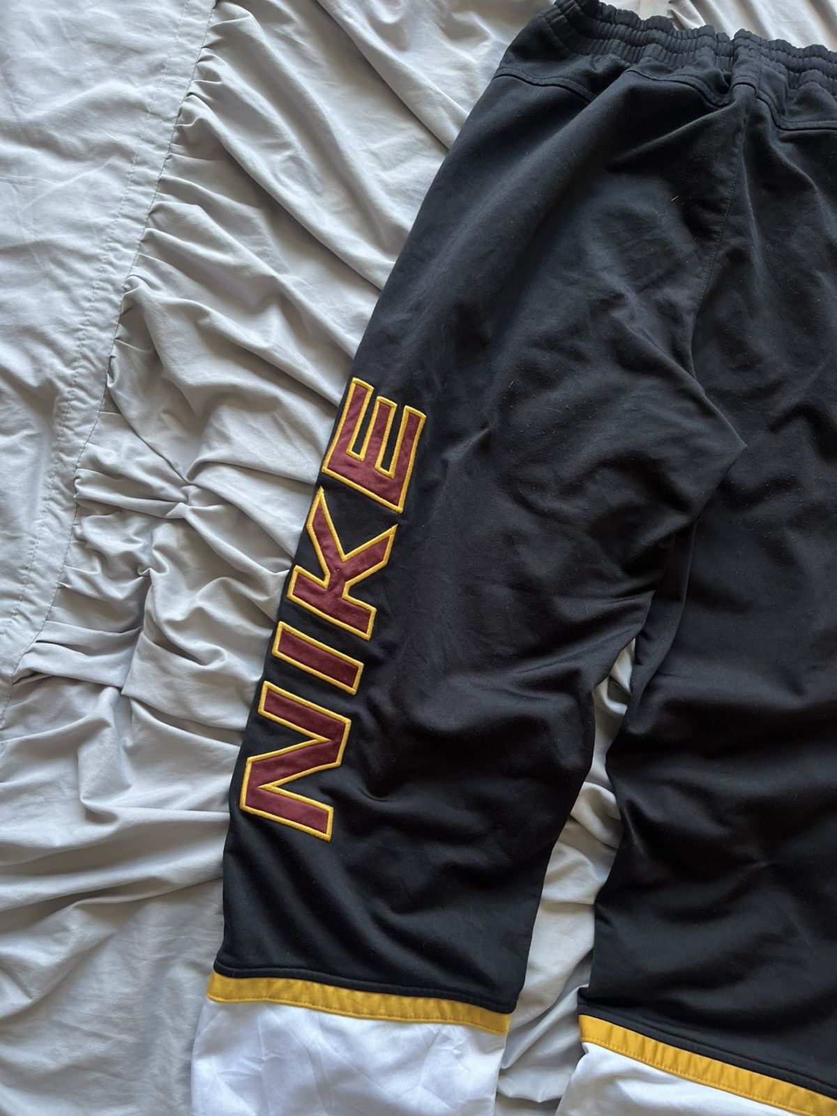 Nike Rare Vintage Nike Track Pants Bold Embroidery Swoosh Y2K Size US 32 / EU 48 - 4 Thumbnail