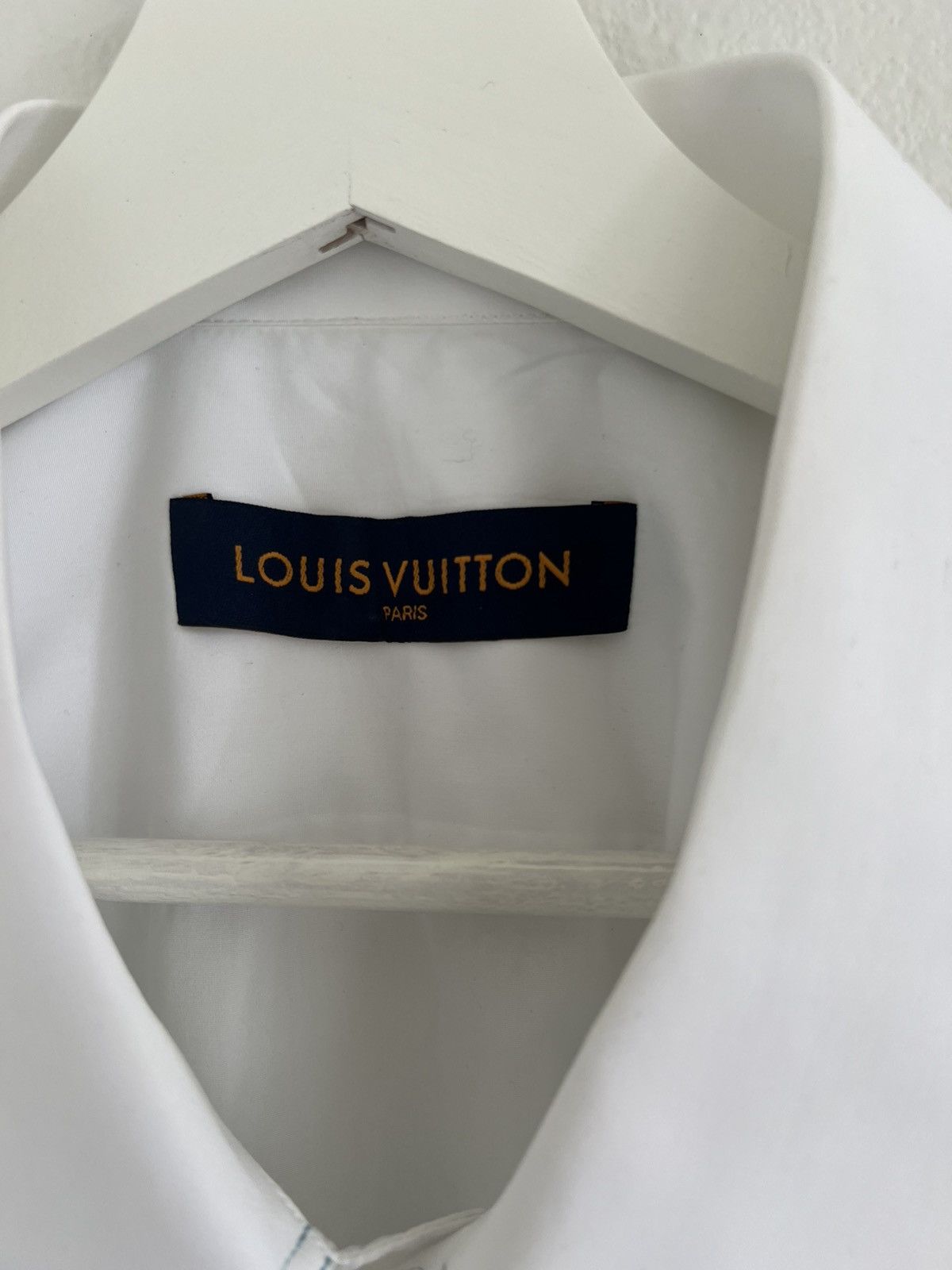Louis Vuitton Louis Vuitton Graphic Collared Short Sleeved Shirt Size US XL / EU 56 / 4 - 4 Thumbnail