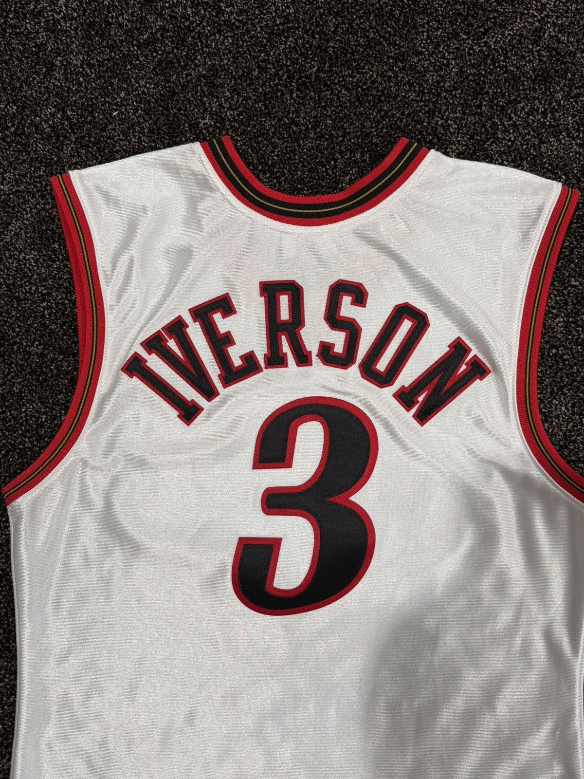 Mitchell & Ness Mitchell & Ness x NBA White Allen Iverson 2001 Sixers Jersey Size US M / EU 48-50 / 2 - 10 Thumbnail