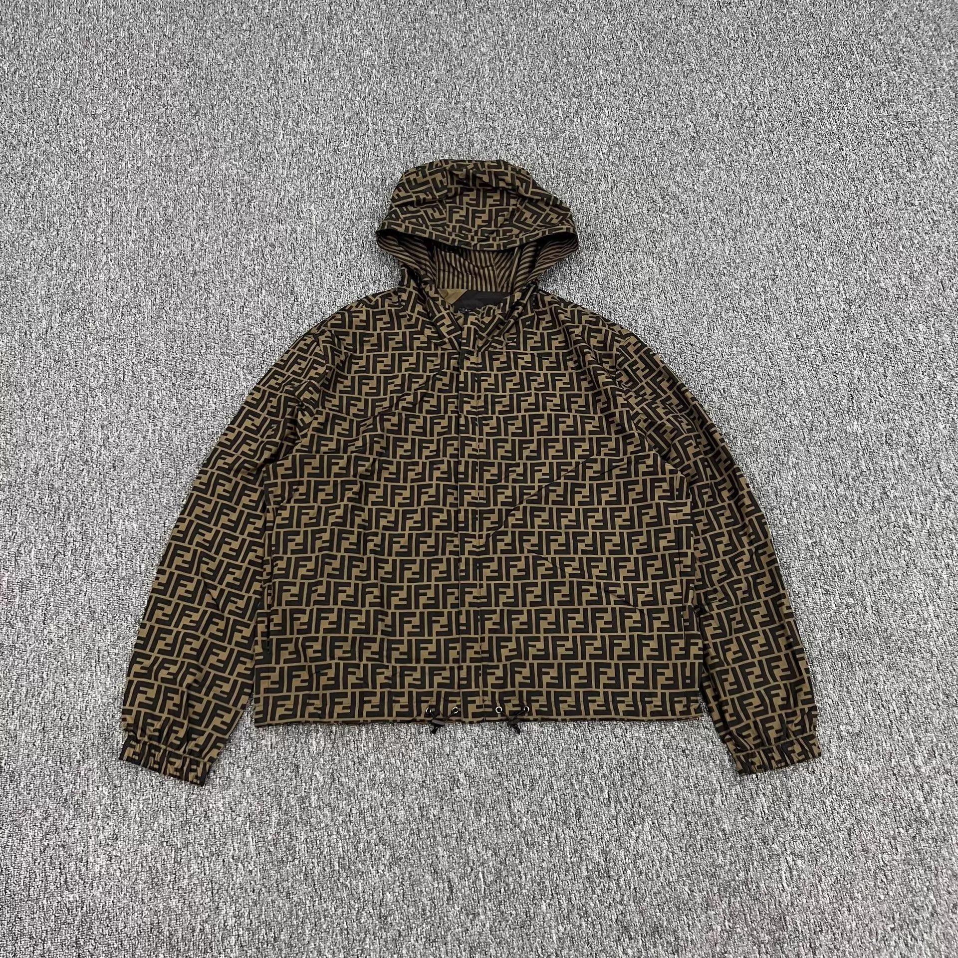 Fendi Fendi 2-Sided FF Monogram Hooded Zip Jacket Size 54 Size US L / EU 52-54 / 3 - 1 Thumbnail