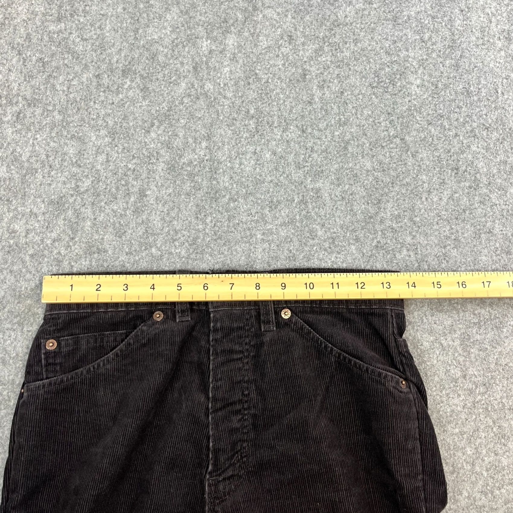 Levi's VINTAGE Levi's Corduroy Jeans Regular Straight 28 32 UK 8 Dark Black 80s Mens Jeans Size US 28 / EU 44 - 6 Thumbnail