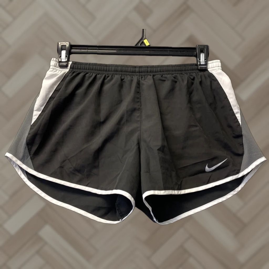 Nike Nike DRI-FIT Running Shorts Womens 3" Lined Black Size Large Adult Women Size 36" / US 14 / IT 50 - 1 Thumbnail