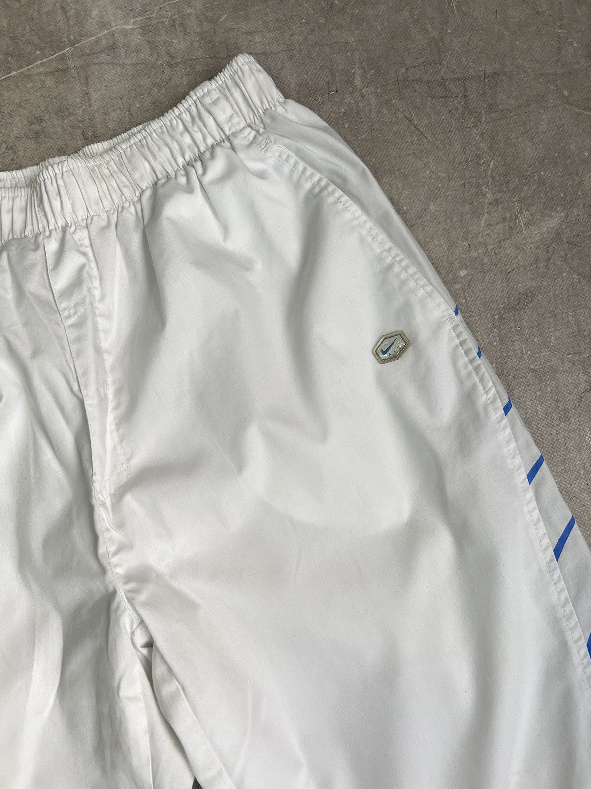 Nike Nike nylon wide leg TN streetwear drill shorts y2k Size US 34 / EU 50 - 3 Thumbnail