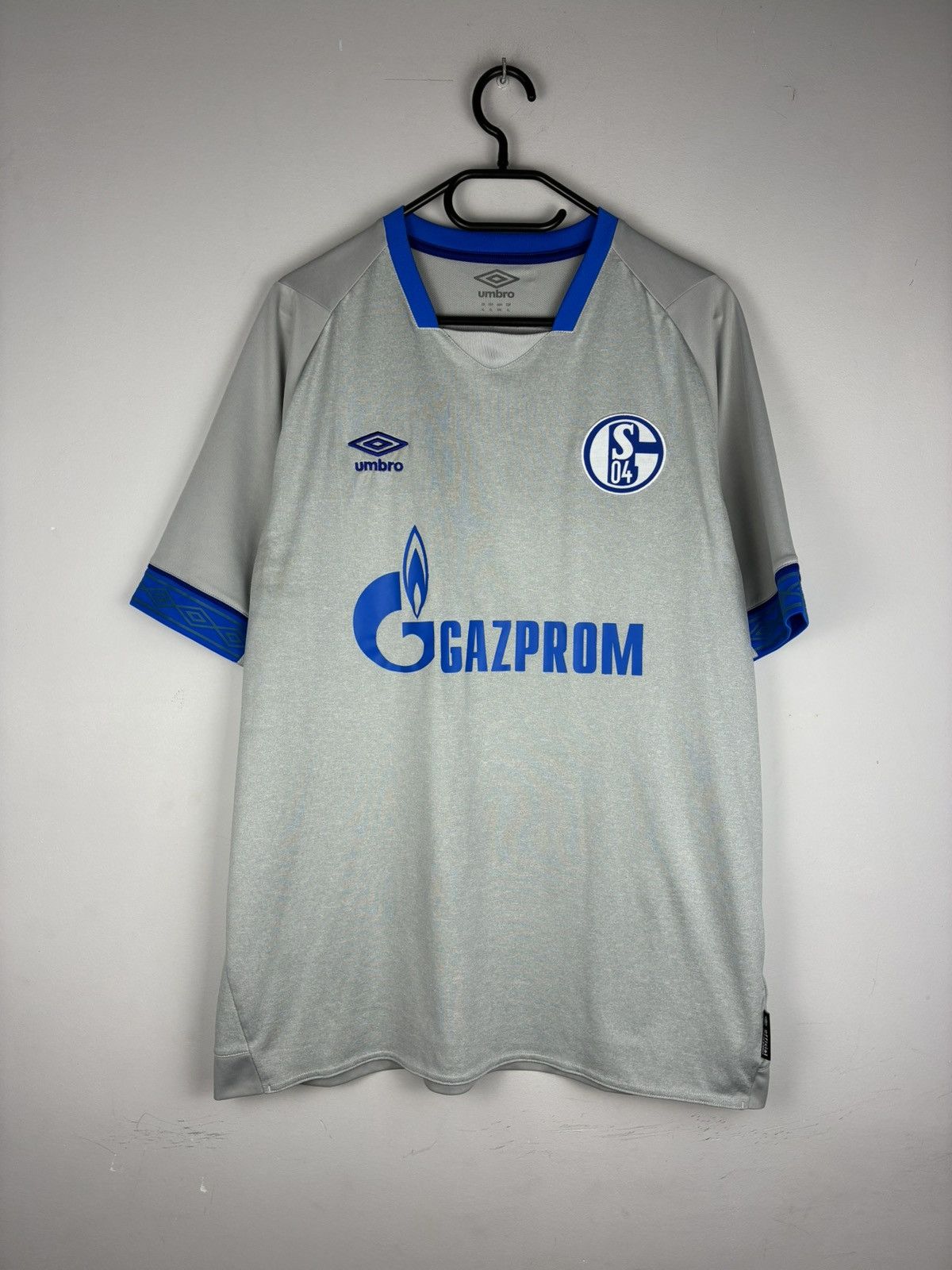 Umbro Umbro Schalke 04 2018/2019 away jersey Size US XL / EU 56 / 4 - 1 Thumbnail