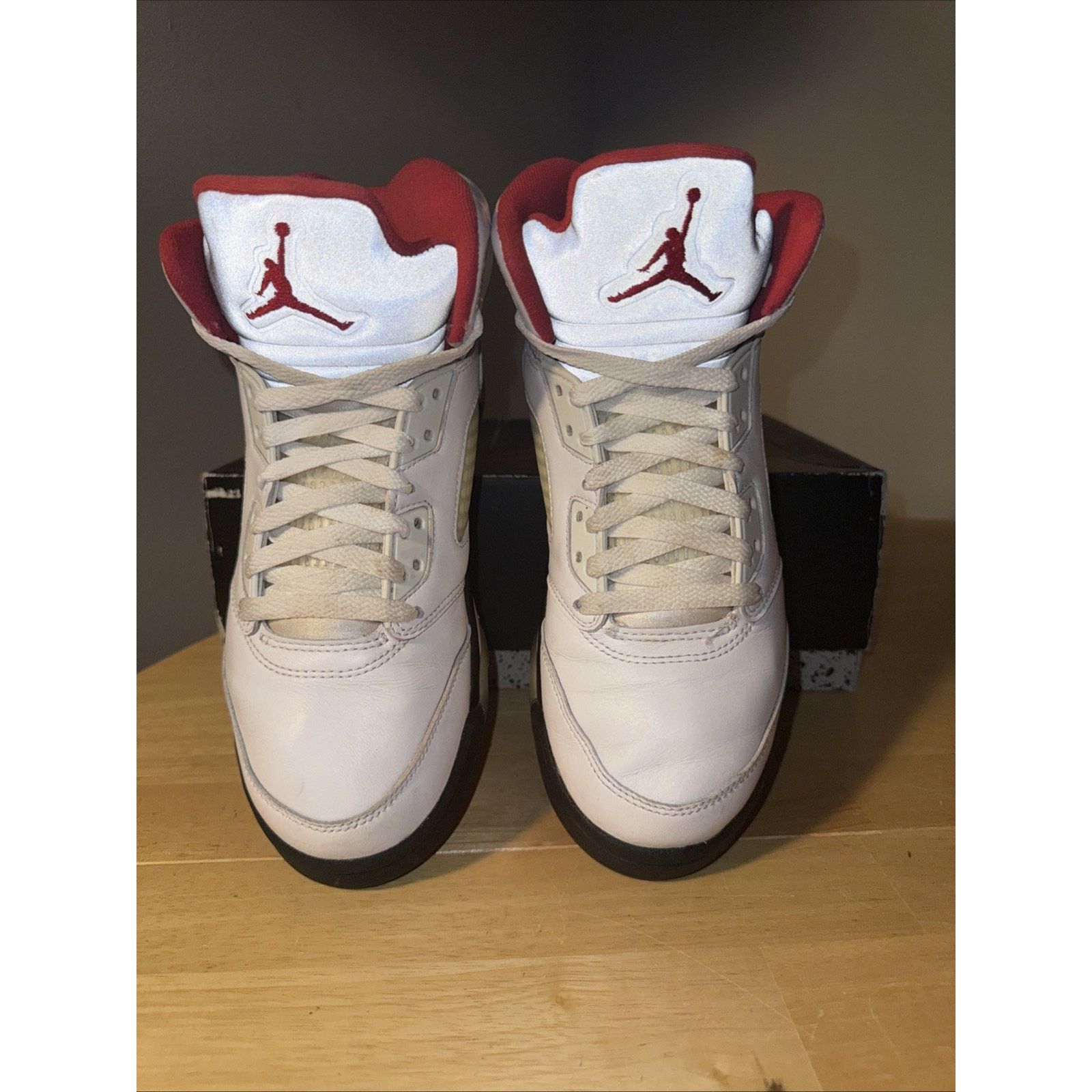 Jordan Brand Size 7.5 Men- Jordan 5 Retro Mid Fire Red OG BOX LACE LOCKS Size US 7.5 / EU 40-41 - 5 Thumbnail