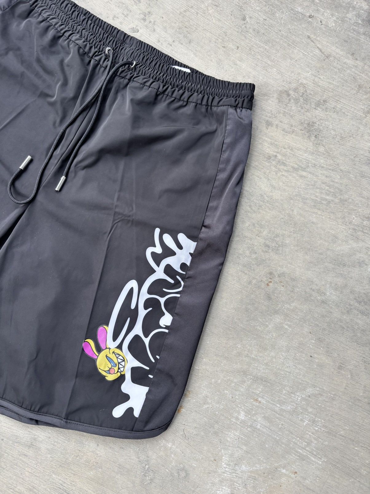 MCM Mmcm Shorts Black Size US 32 / EU 48 - 2 Thumbnail