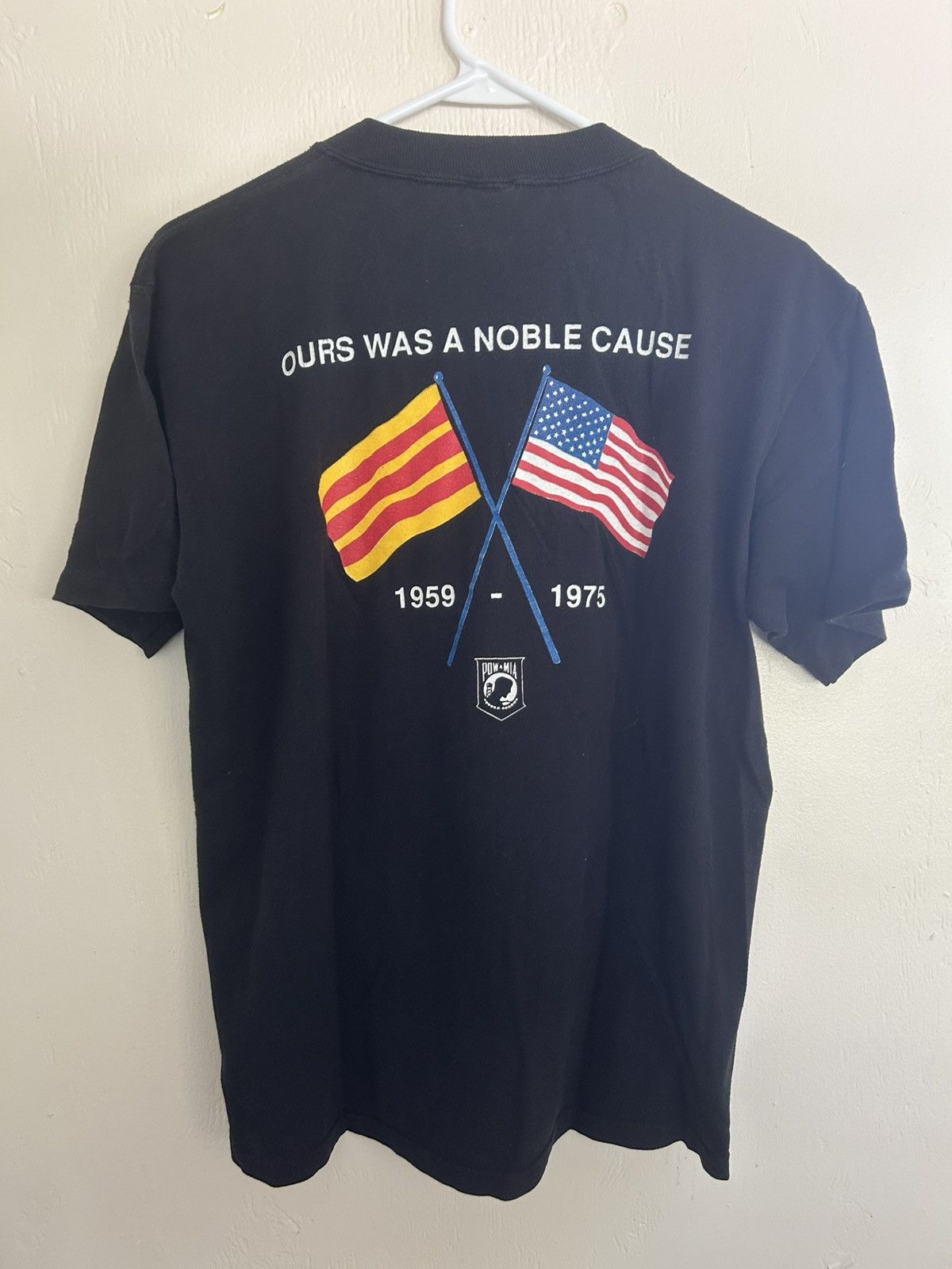Vintage Vintage Saigon Lives In The Hearts Of Those That Served Tee Size US L / EU 52-54 / 3 - 3 Thumbnail