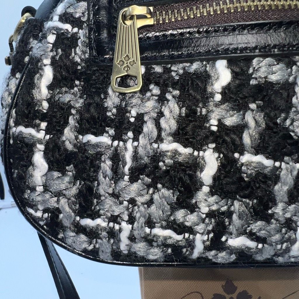 Other Patricia Nash Milburn Crossbody in Bouclé NWT and Dustbag Size ONE SIZE - 2 Thumbnail