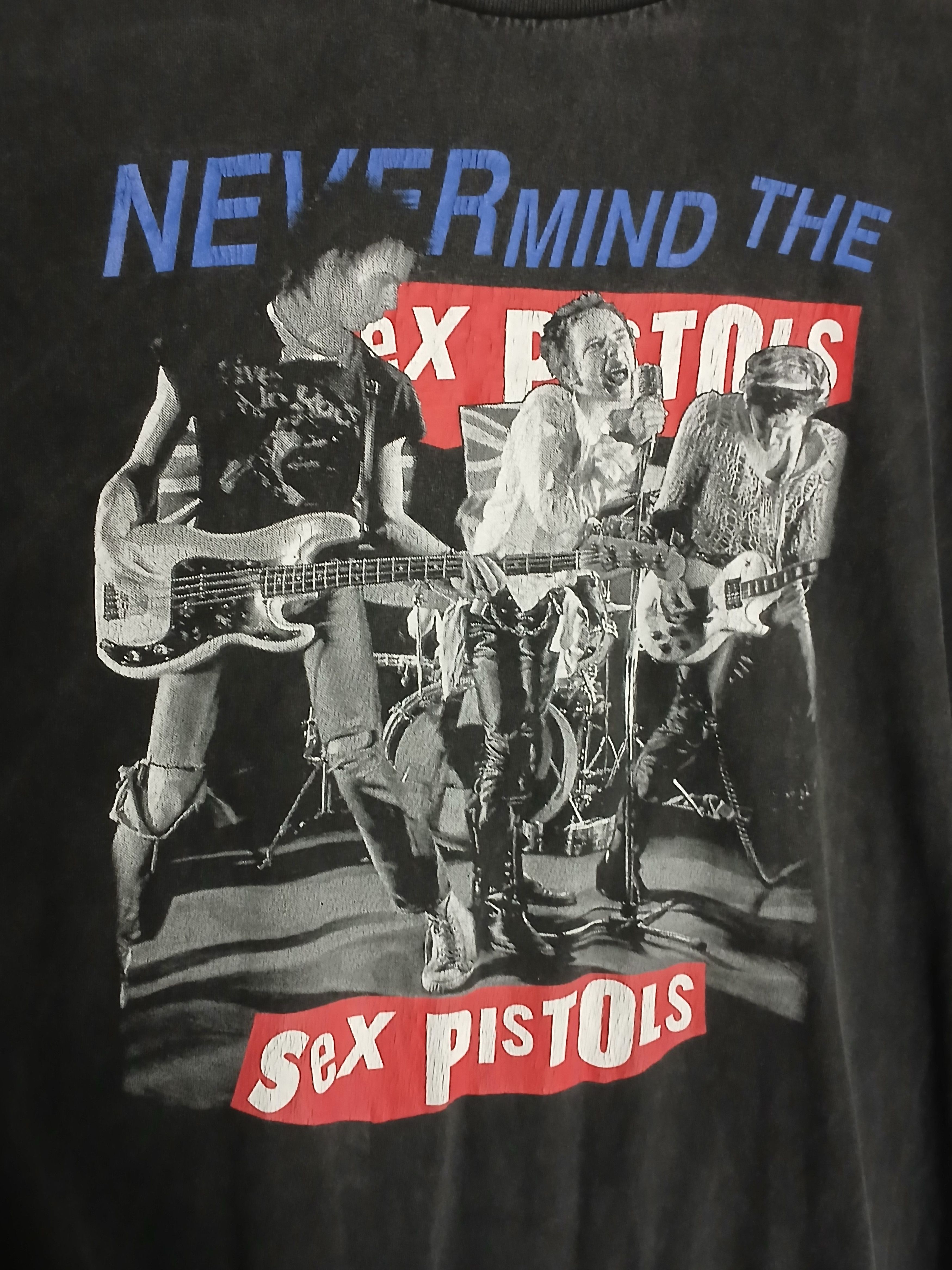 Band Tees Sex Pistols Never Mind The Bollocks T-Shirt Size US L / EU 52-54 / 3 - 3 Thumbnail