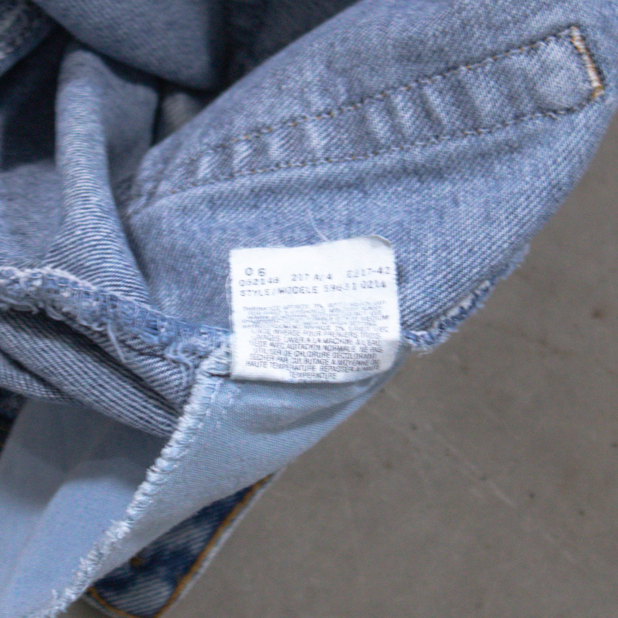 Levi's Vintage Clothing × Vintage Vintage 1990's Levis 963 Orange Tab Light Wash Denim Pant's Size US 28 / EU 44 - 9 Thumbnail