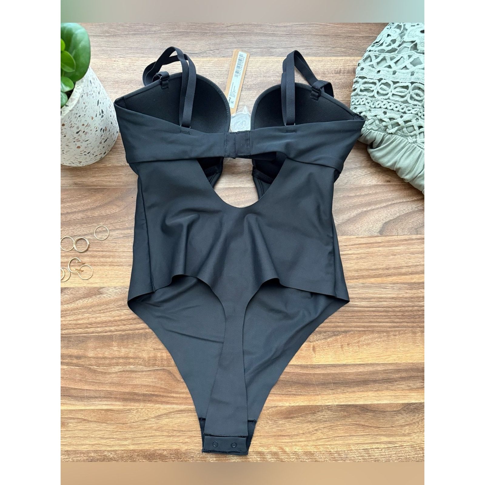 SKIMS SKIMS Black Plunge Neckline Thong Bodysuit Shapewear SIZE S Size ONE SIZE - 2 Thumbnail