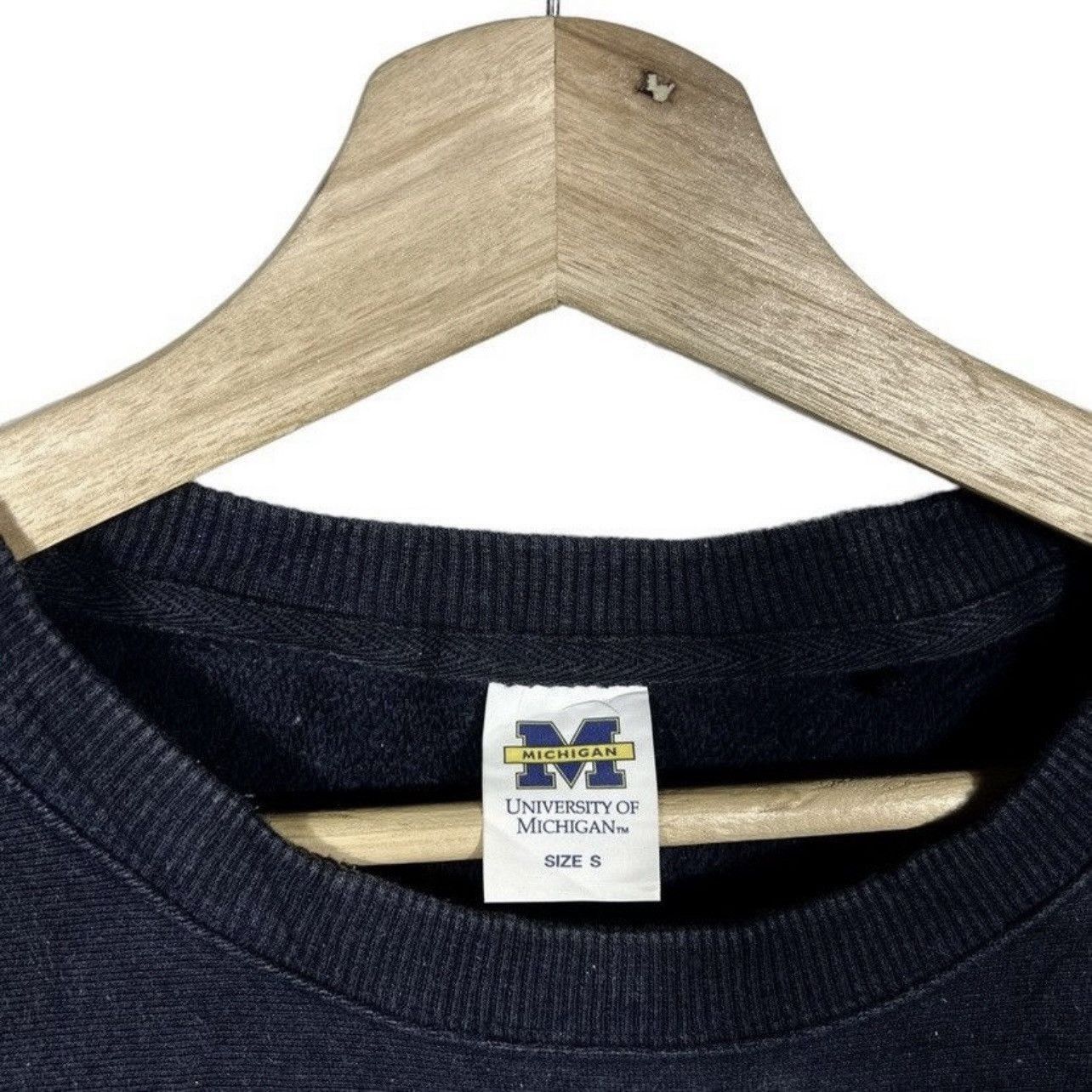 Vintage vintage sweatshirt the university of michiga big logo Size US S / EU 44-46 / 1 - 3 Thumbnail