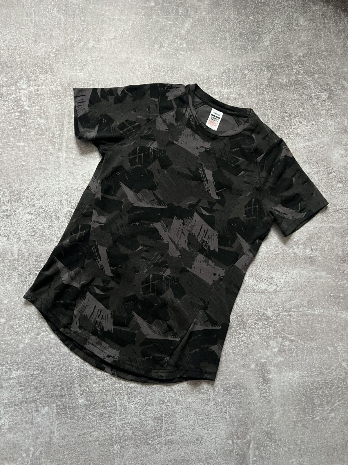 Gymshark Gymshark Onyx V5 5.0 compression T-Shirt (S) Size US S / EU 44-46 / 1 - 1 Thumbnail