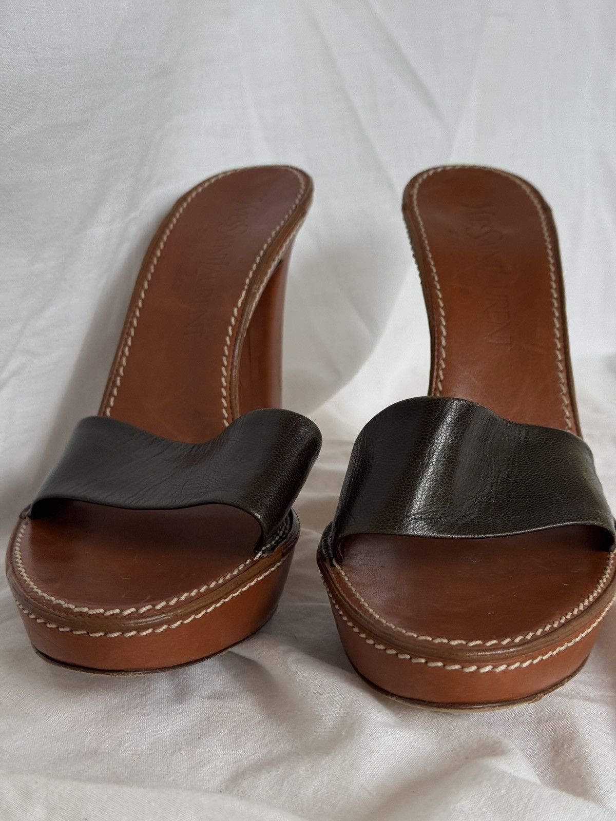Yves Saint Laurent Yves Saint Laurent Rive Gauche Brown Leather Mules Clogs Size US 7 / IT 37 - 4 Thumbnail