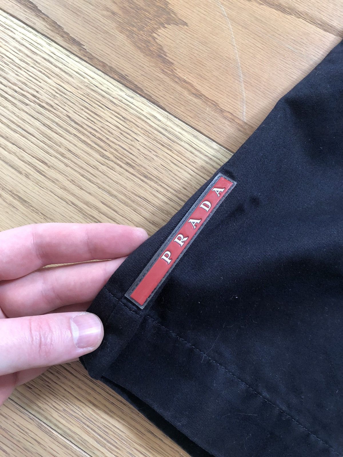 Prada Prada Red Tab Shorts Size US 30 / EU 46 - 2 Thumbnail